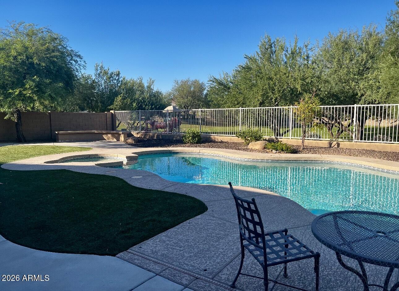 6114 W Hedgehog Place — photo