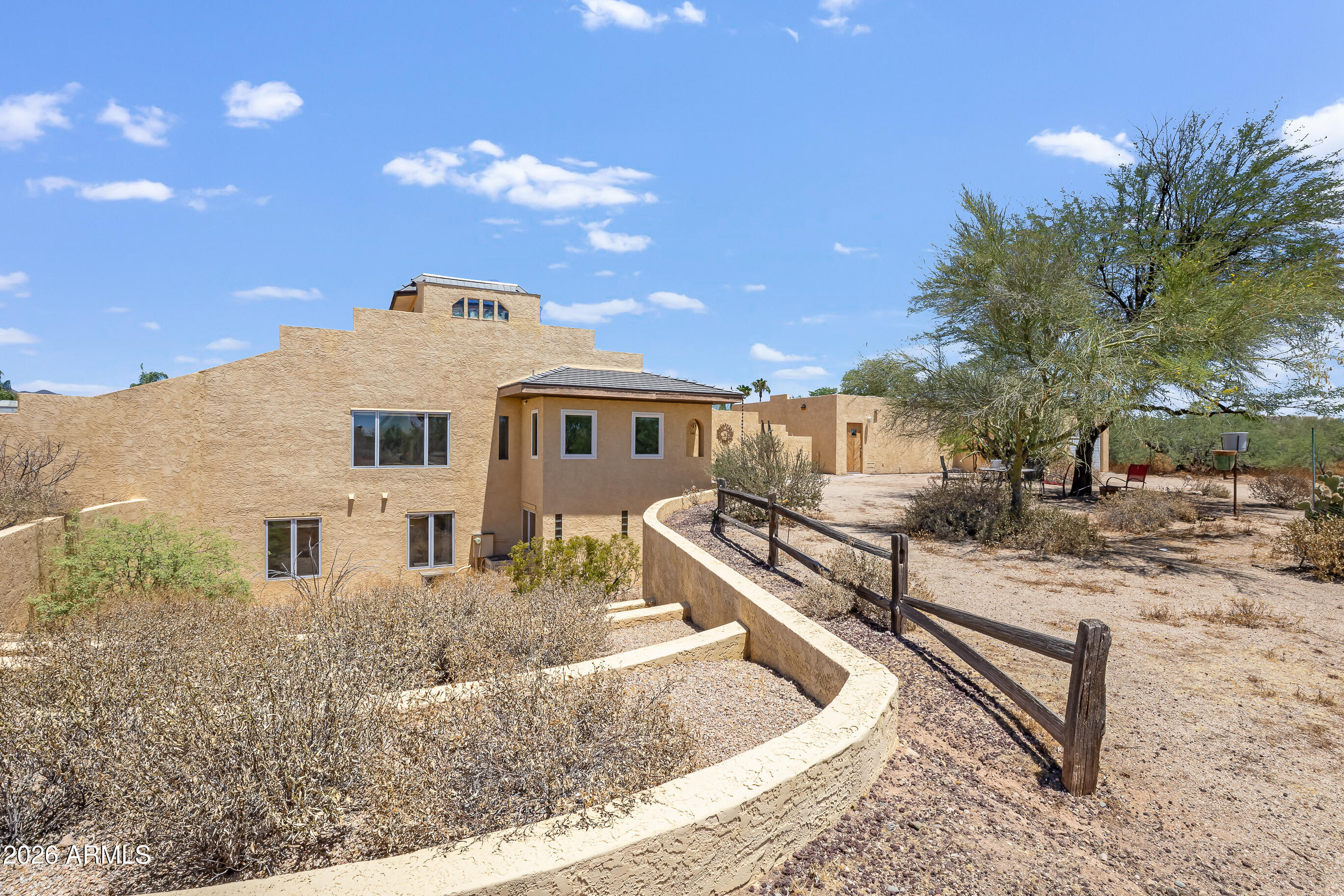 412 W Joy Ranch Road — photo