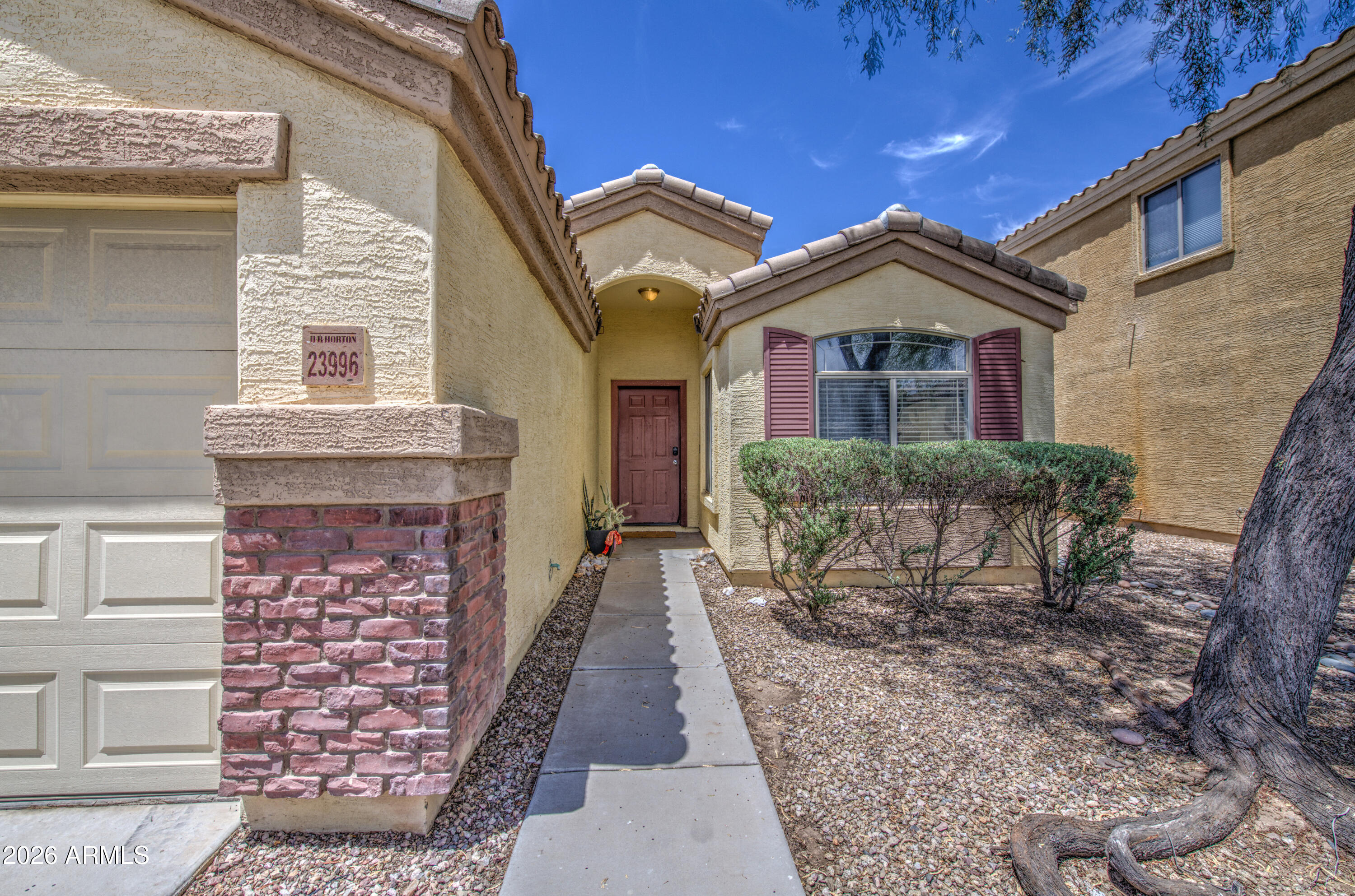 23996 W Bowker Street — photo