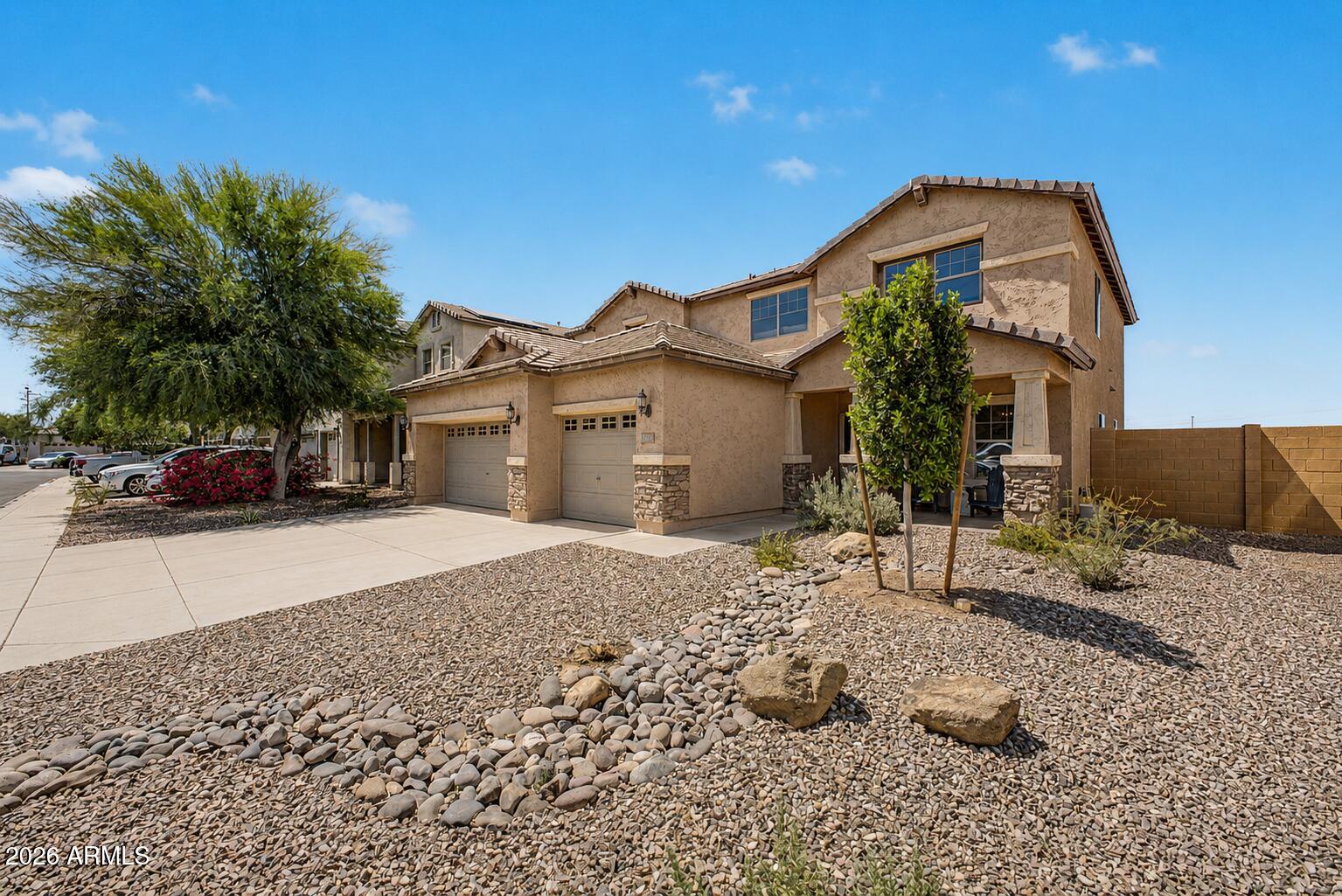 26174 W Potter Drive — photo