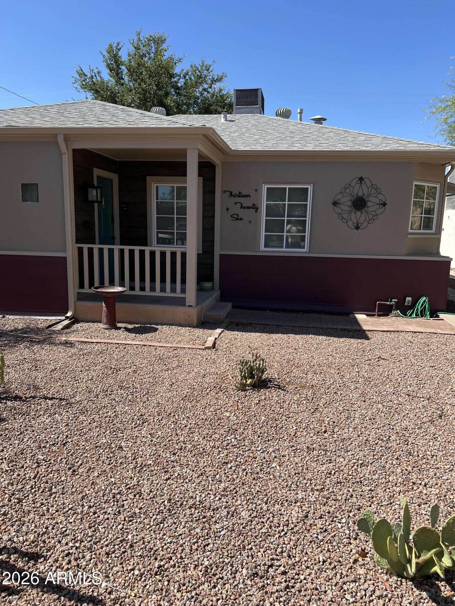 1326 E Coronado Road — photo