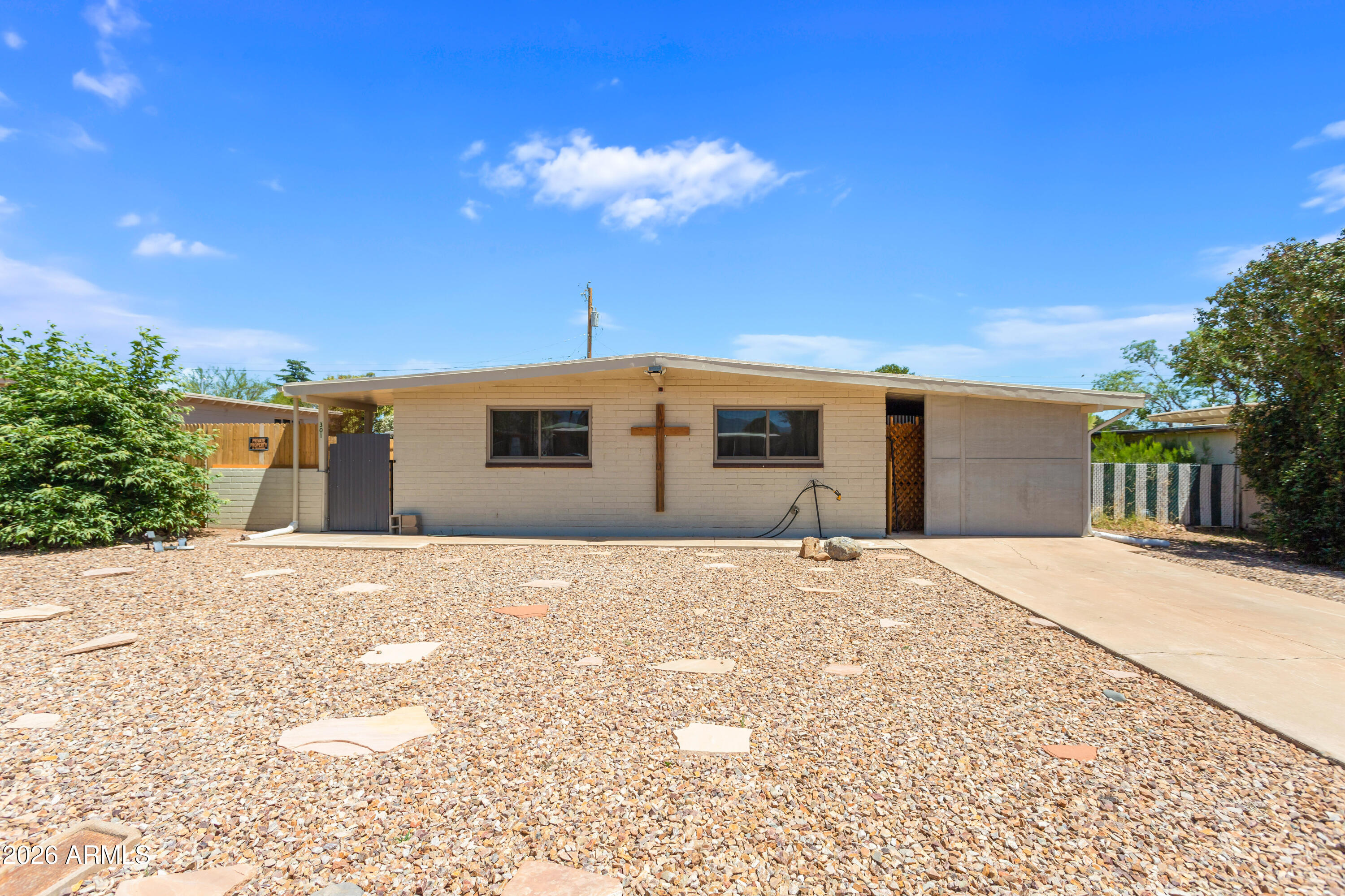 301 W Busby Drive — photo