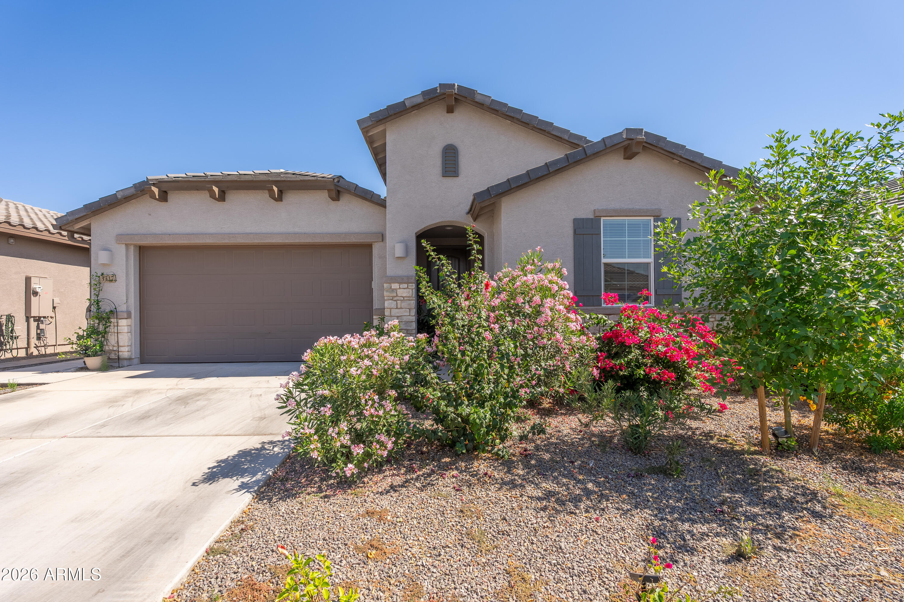 3317 E Hayfield Way — photo