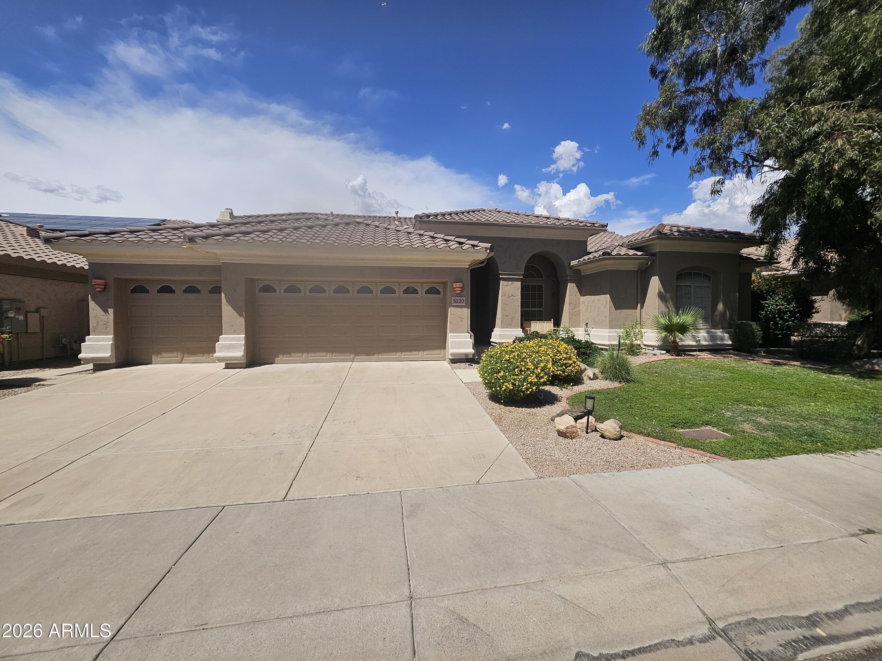 5220 E Wagoner Road — photo
