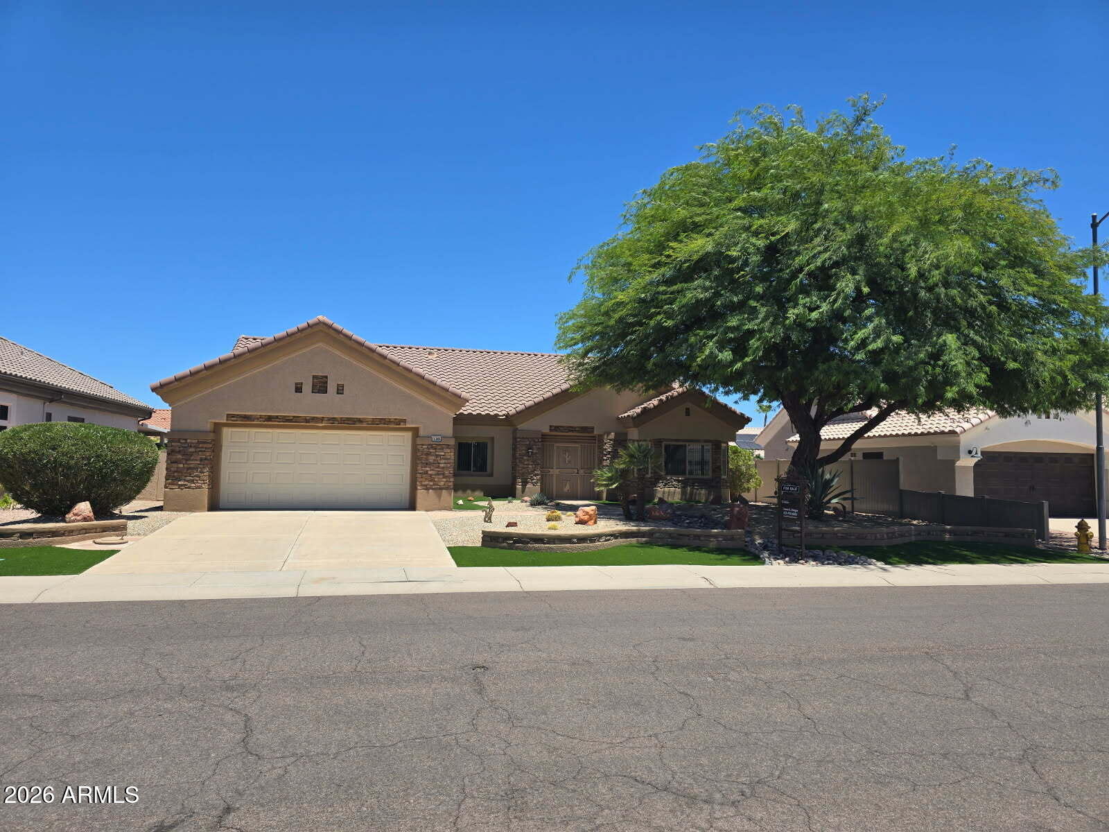 16006 W Huron Drive — photo