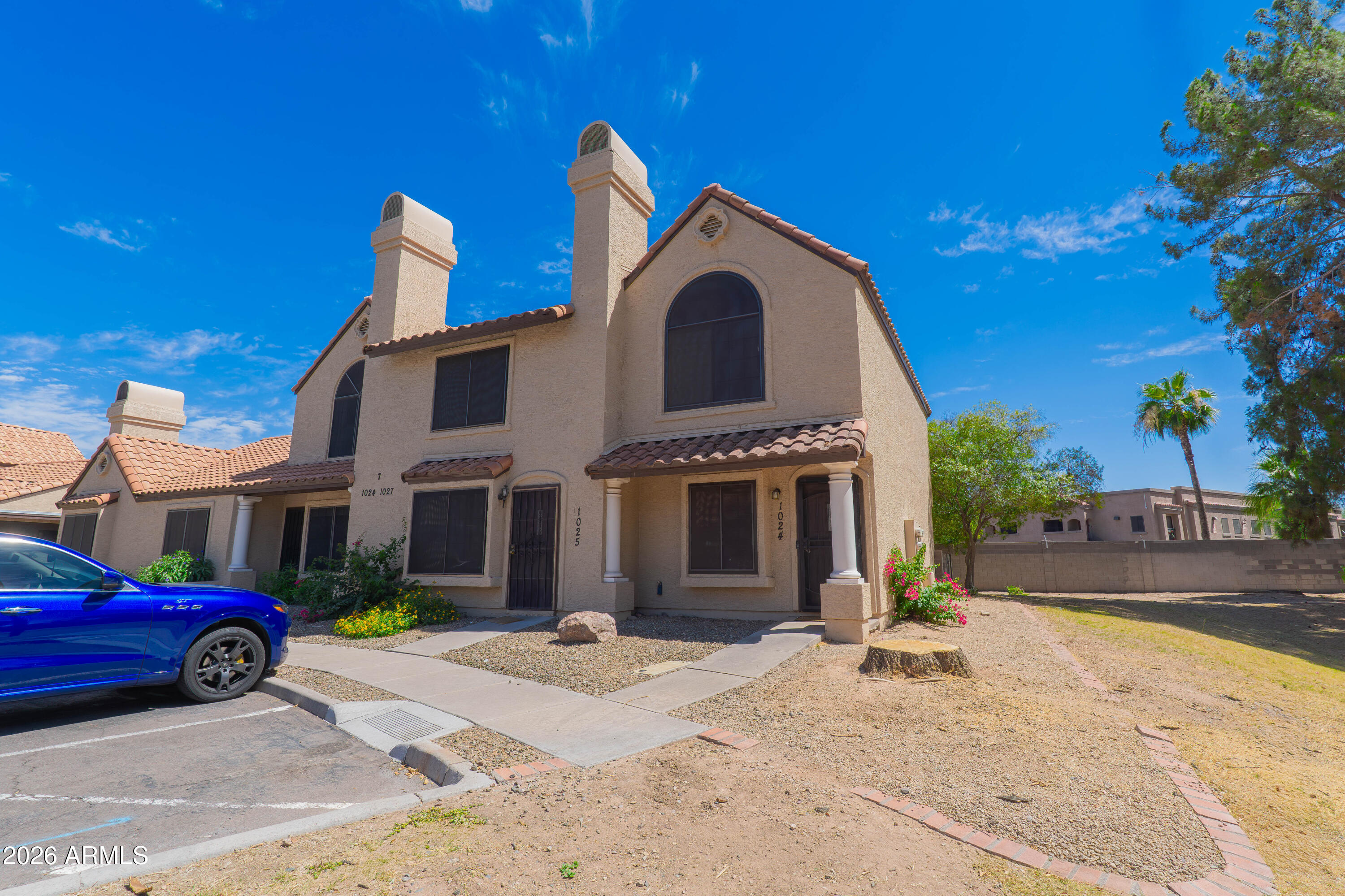 921 W University Drive 1024 — photo