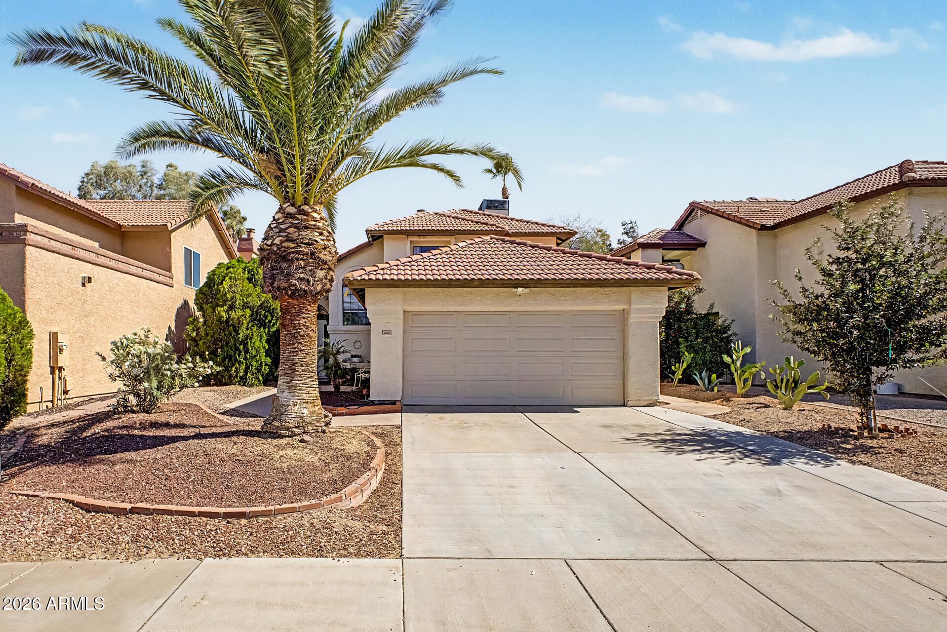 929 E Manor Drive — photo