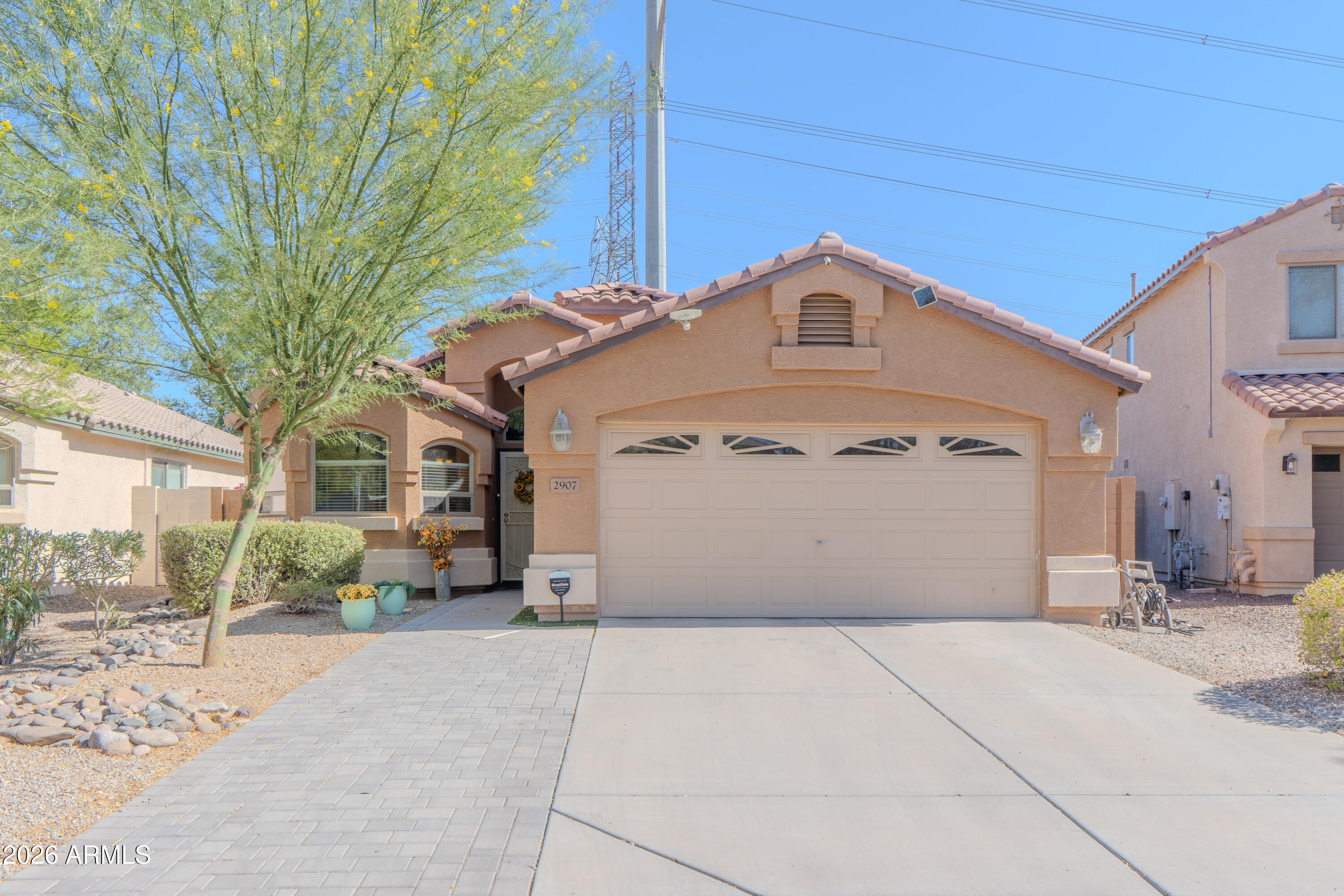 2907 E Whispering Wind Drive — photo