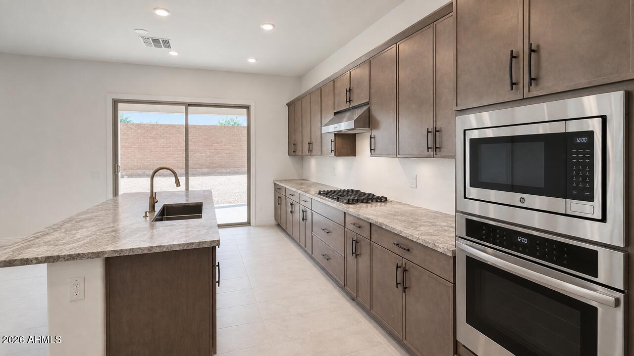 18522 W Cathedral Rock Drive — photo