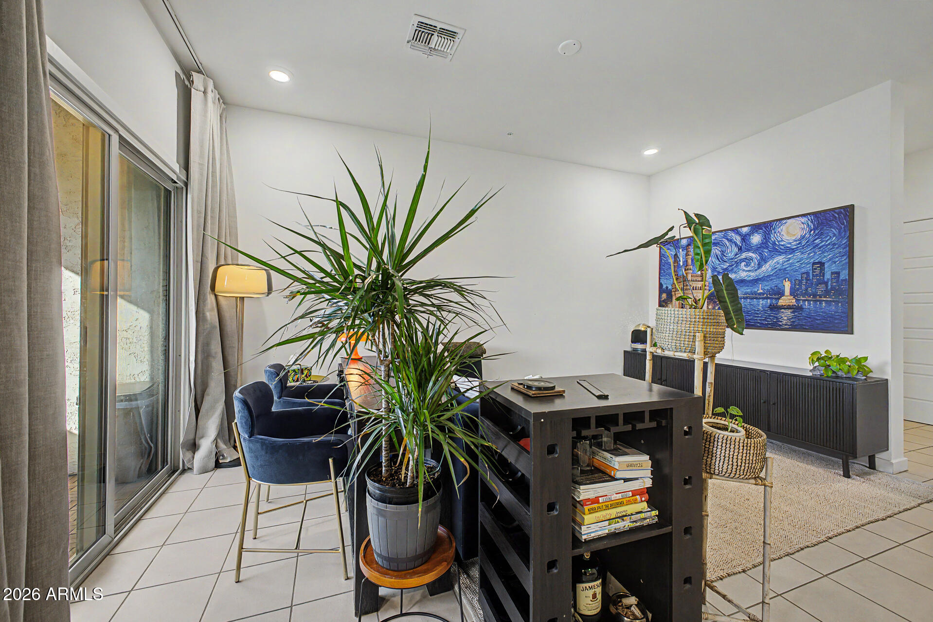 2162 W Harmont Drive — photo