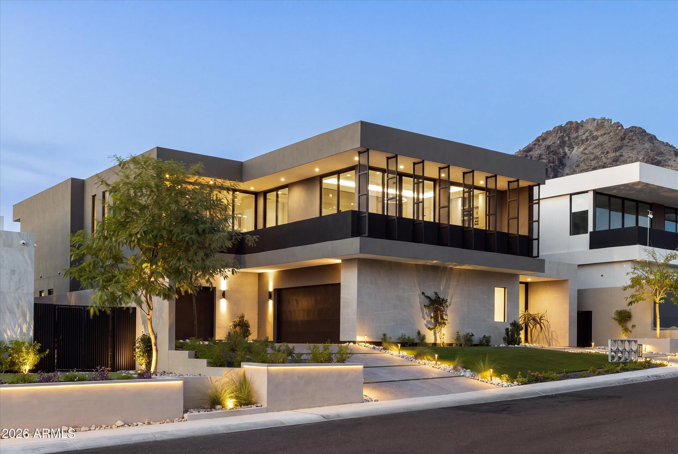 2228 E Solar Drive — photo