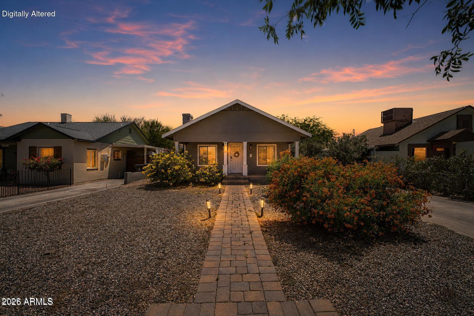 1645 W Willetta Street — photo