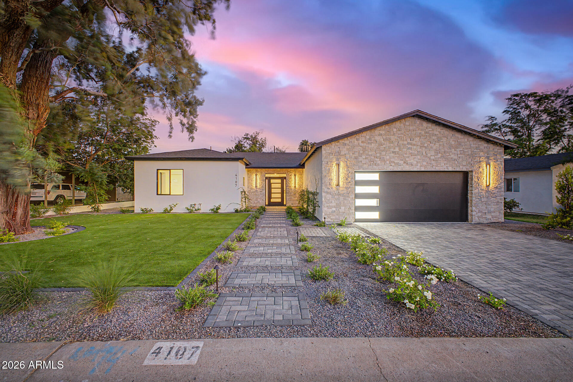 4107 E Avalon Drive — photo