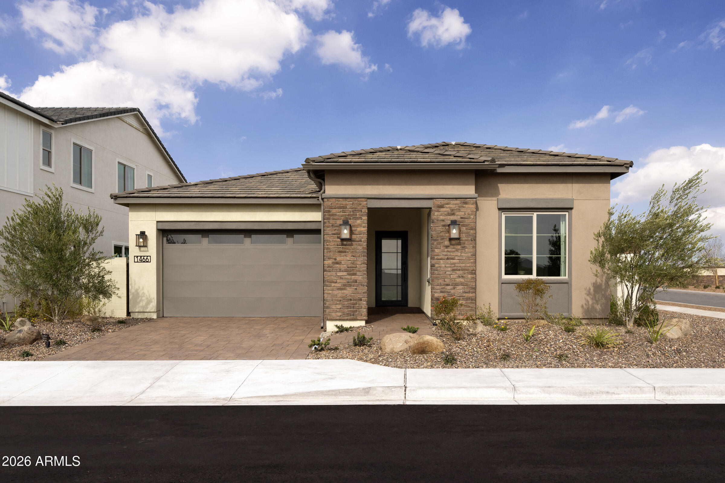 1466 E Coconino Way — photo