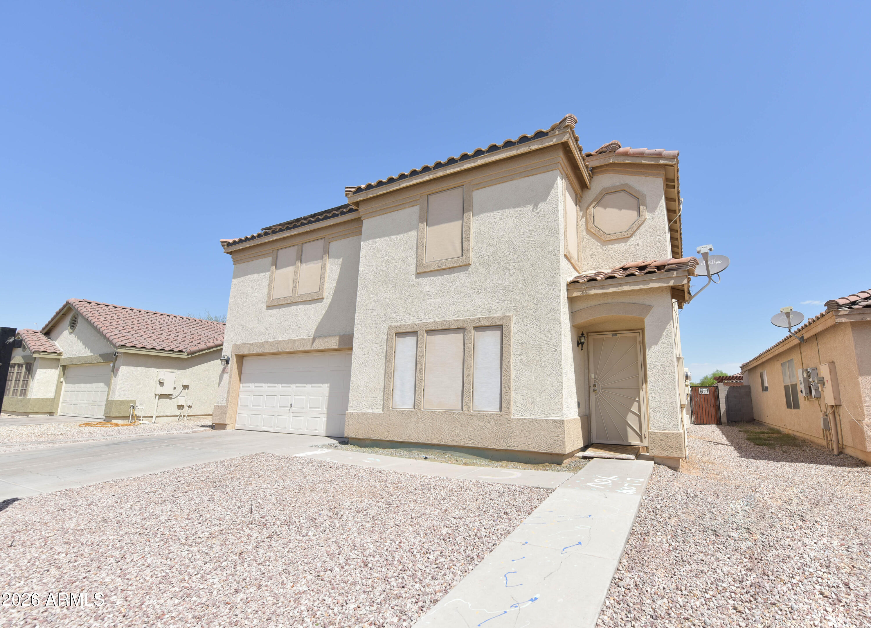 674 W Palo Verde Street — photo