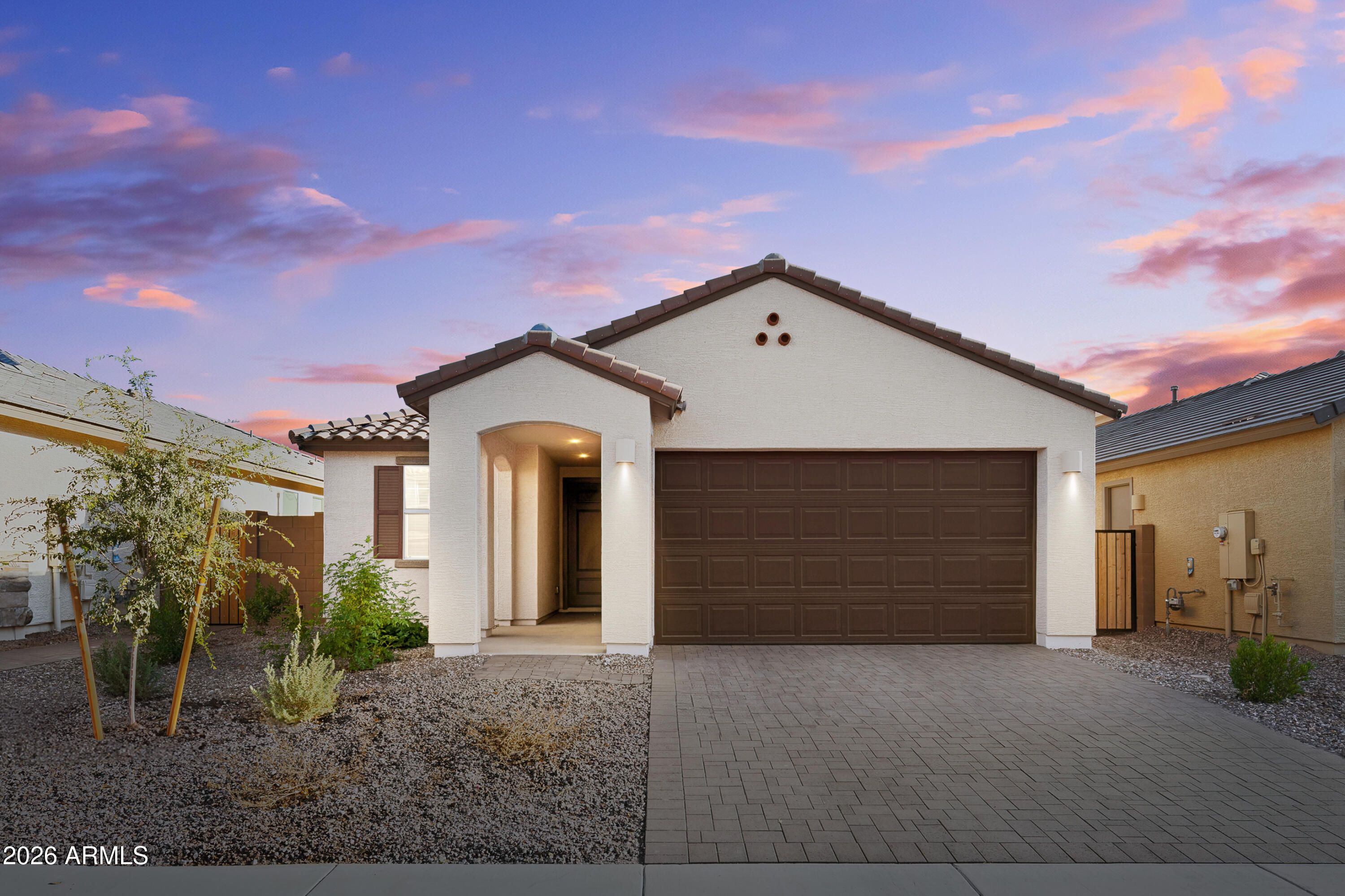 15557 W Kendall Street — photo
