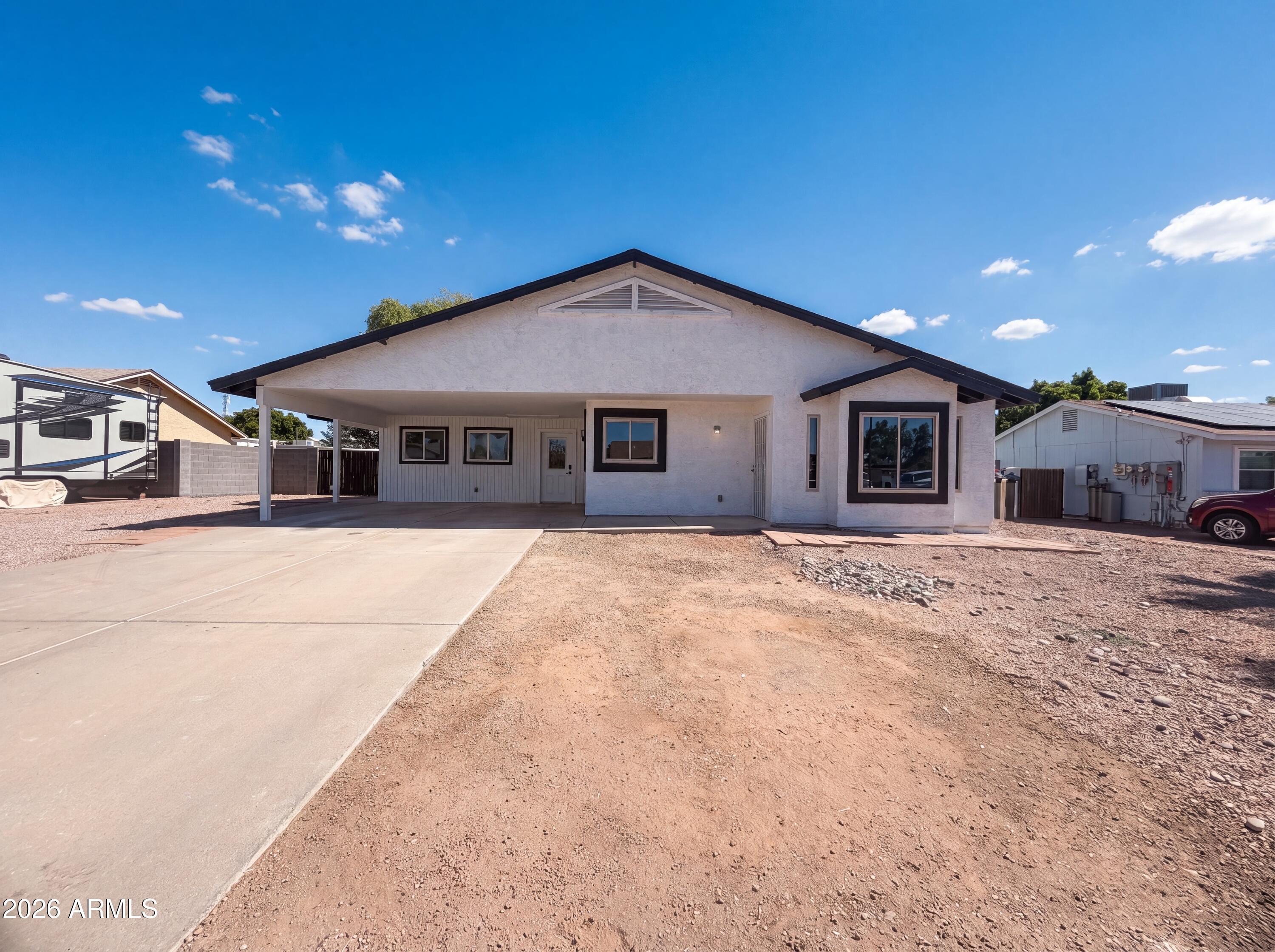 11031 E Vine Avenue — photo
