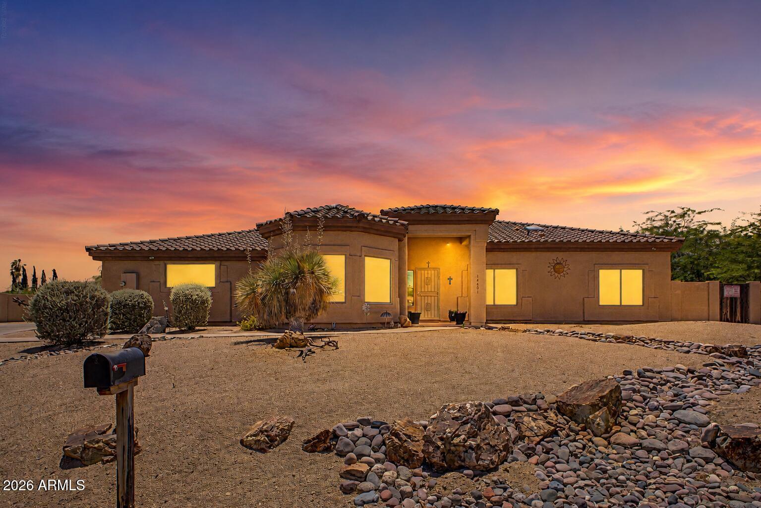 14601 N Dickens Court — photo