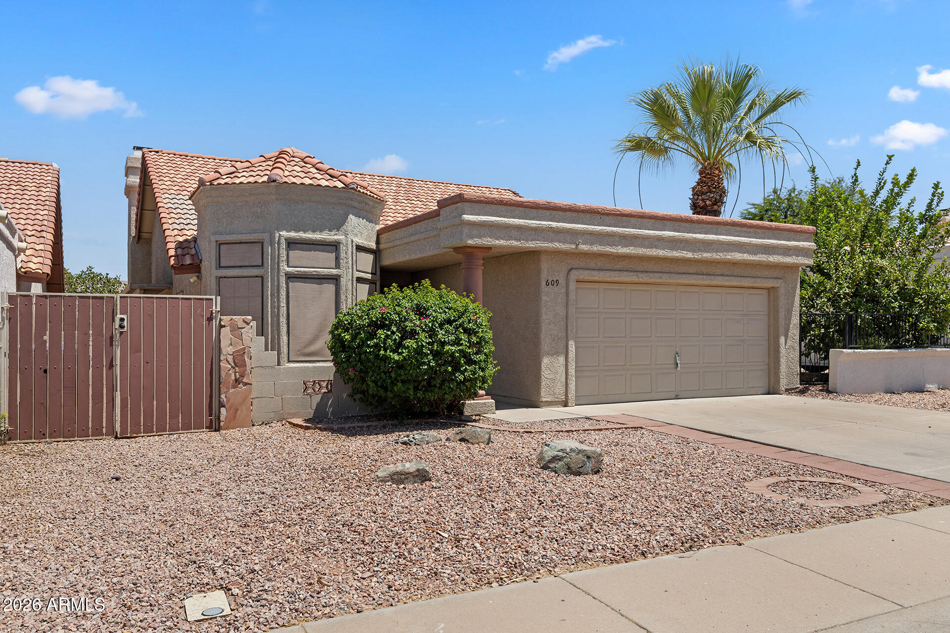 609 S Danyell Drive — photo