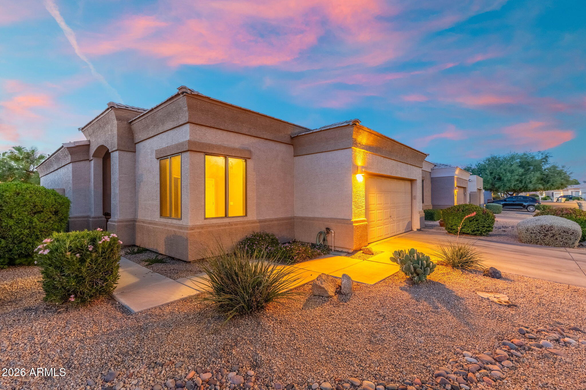 6384 W Pontiac Drive — photo