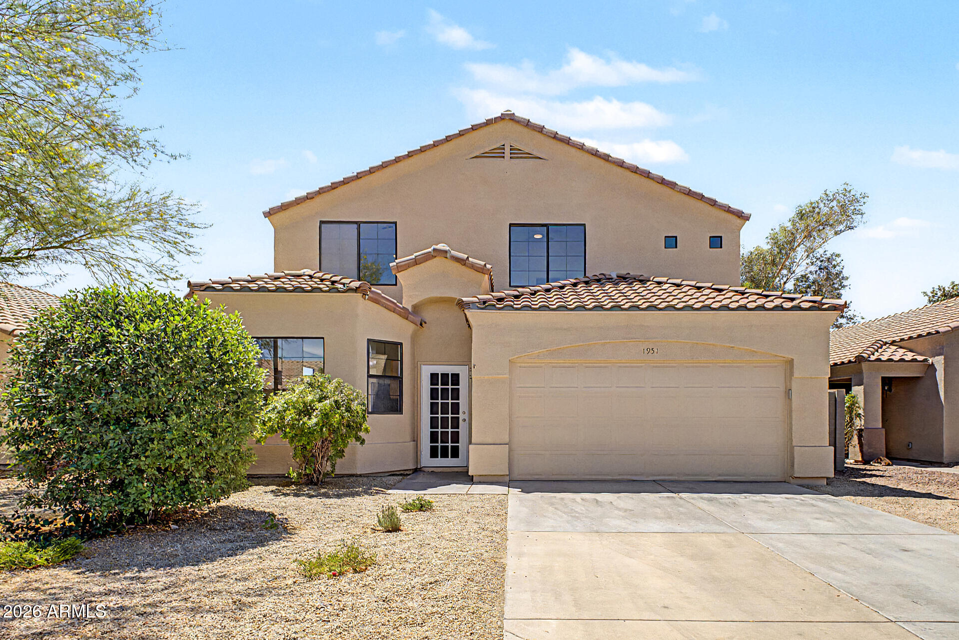 1951 W Carol Ann Way — photo
