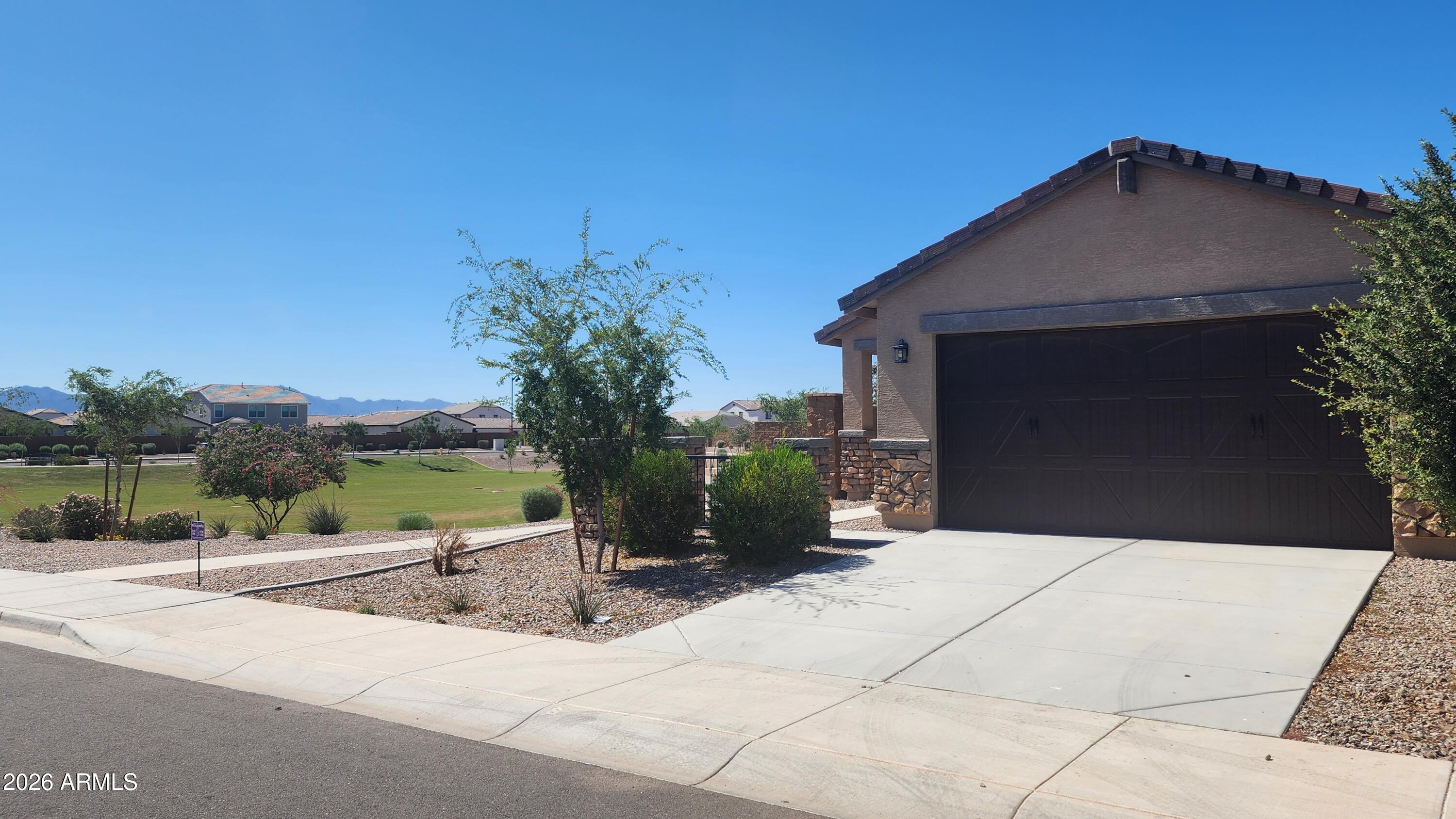 40130 W Rio Lobo Drive — photo