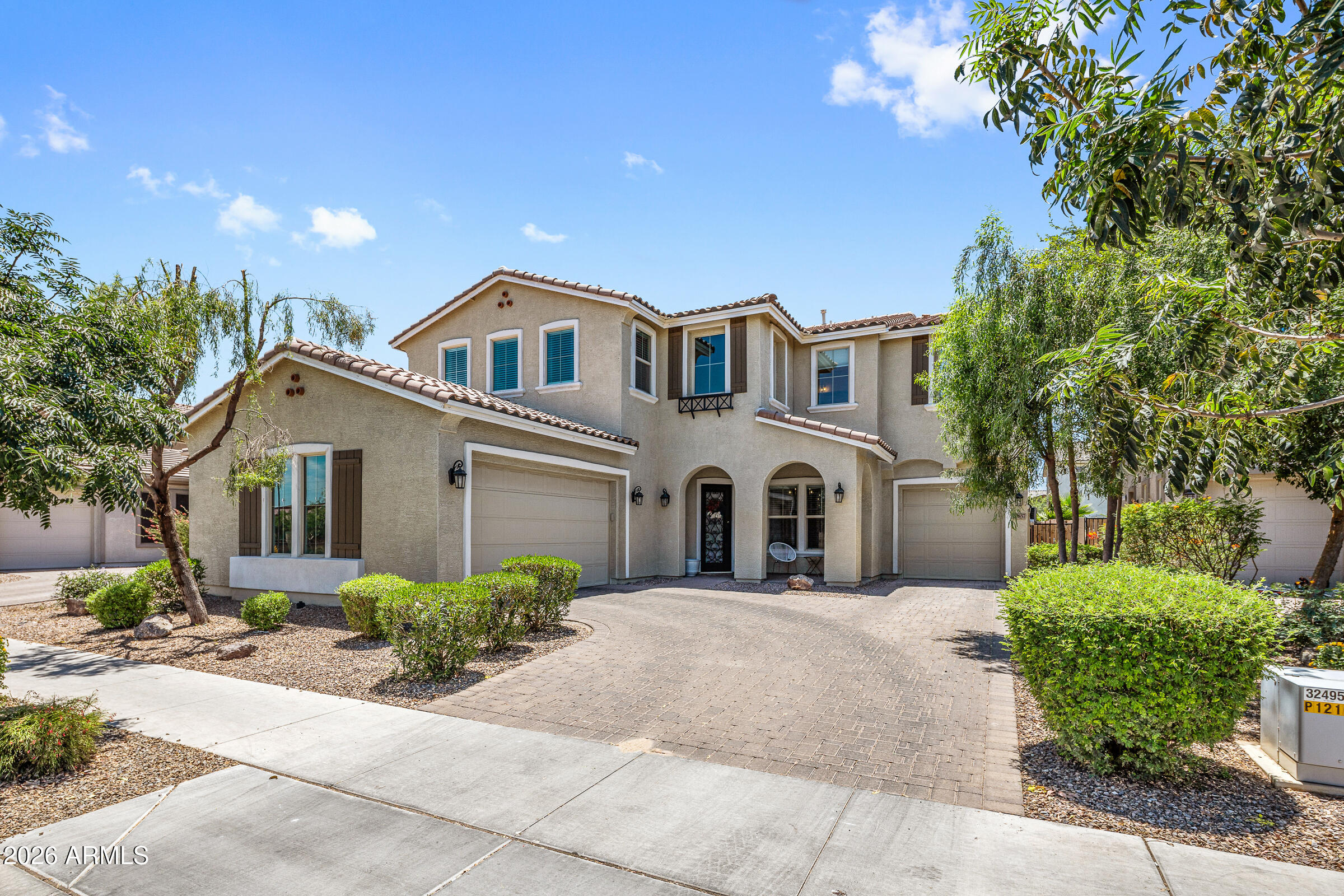 20857 E Mockingbird Drive — photo