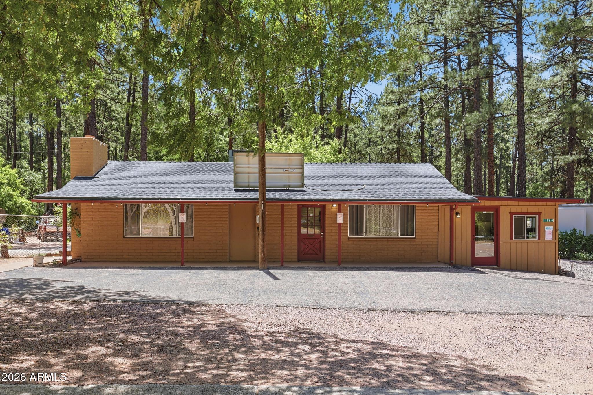 1389 E Christopher Creek Loop — photo