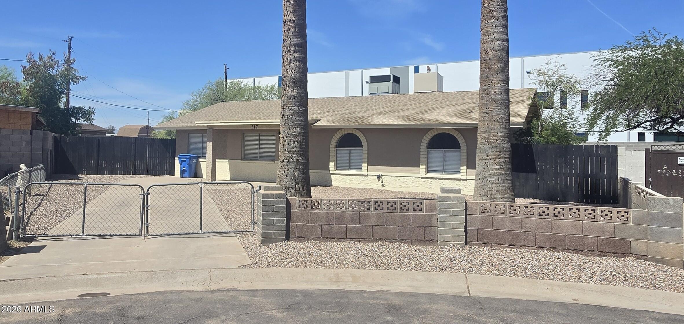 517 W Grove Street — photo