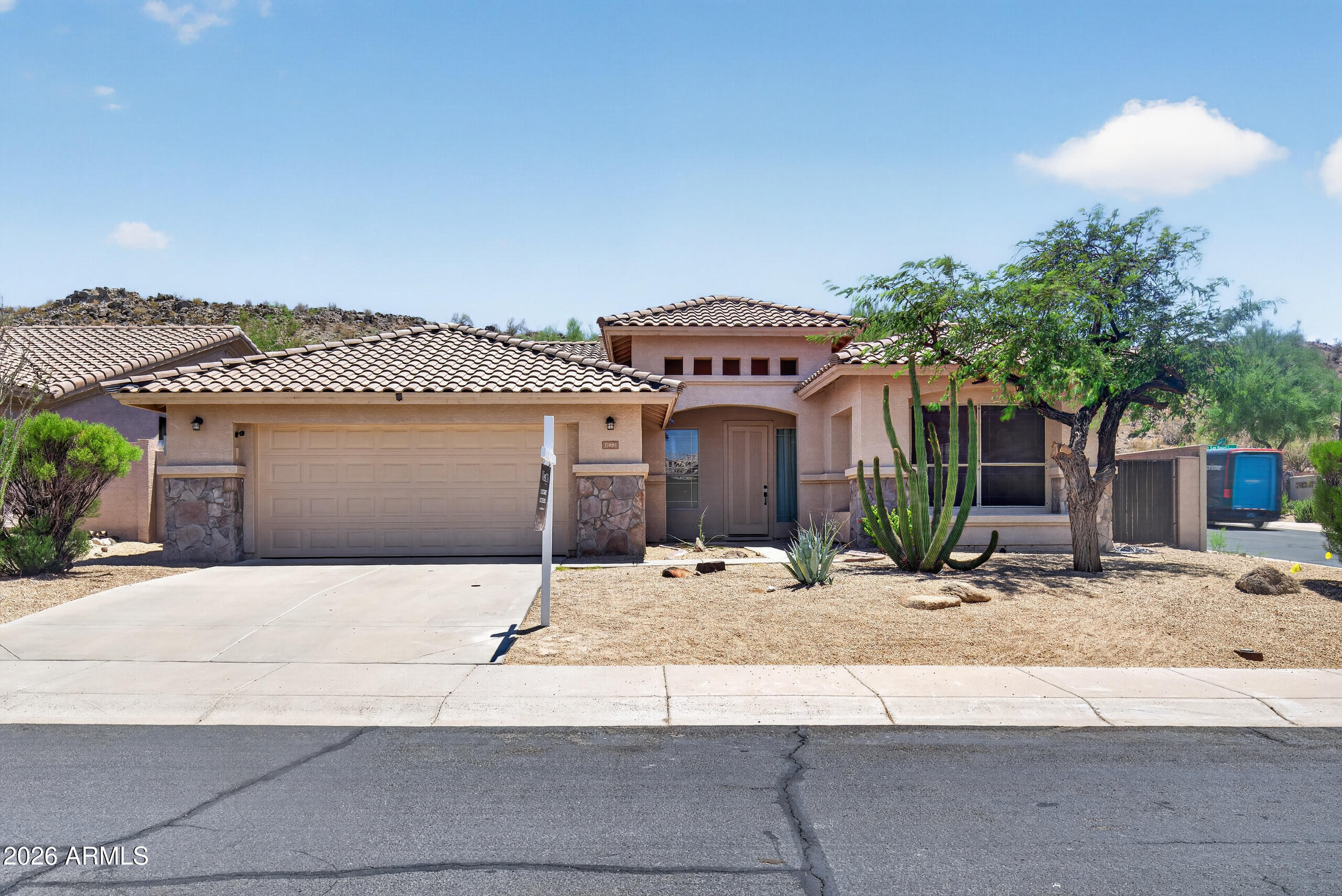 17881 W Hubbard Drive — photo