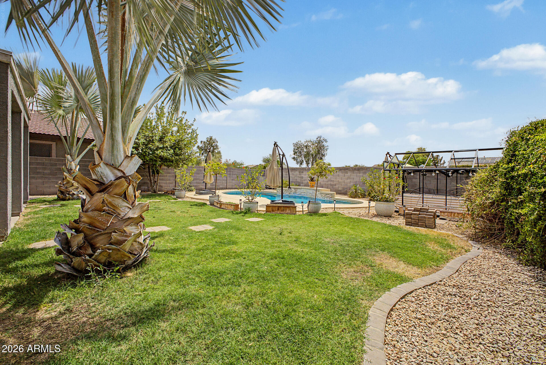 28536 N Sunset Drive — photo