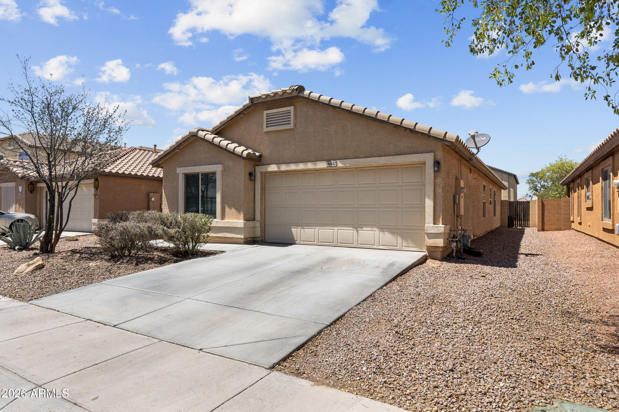 40442 W Thornberry Lane — photo