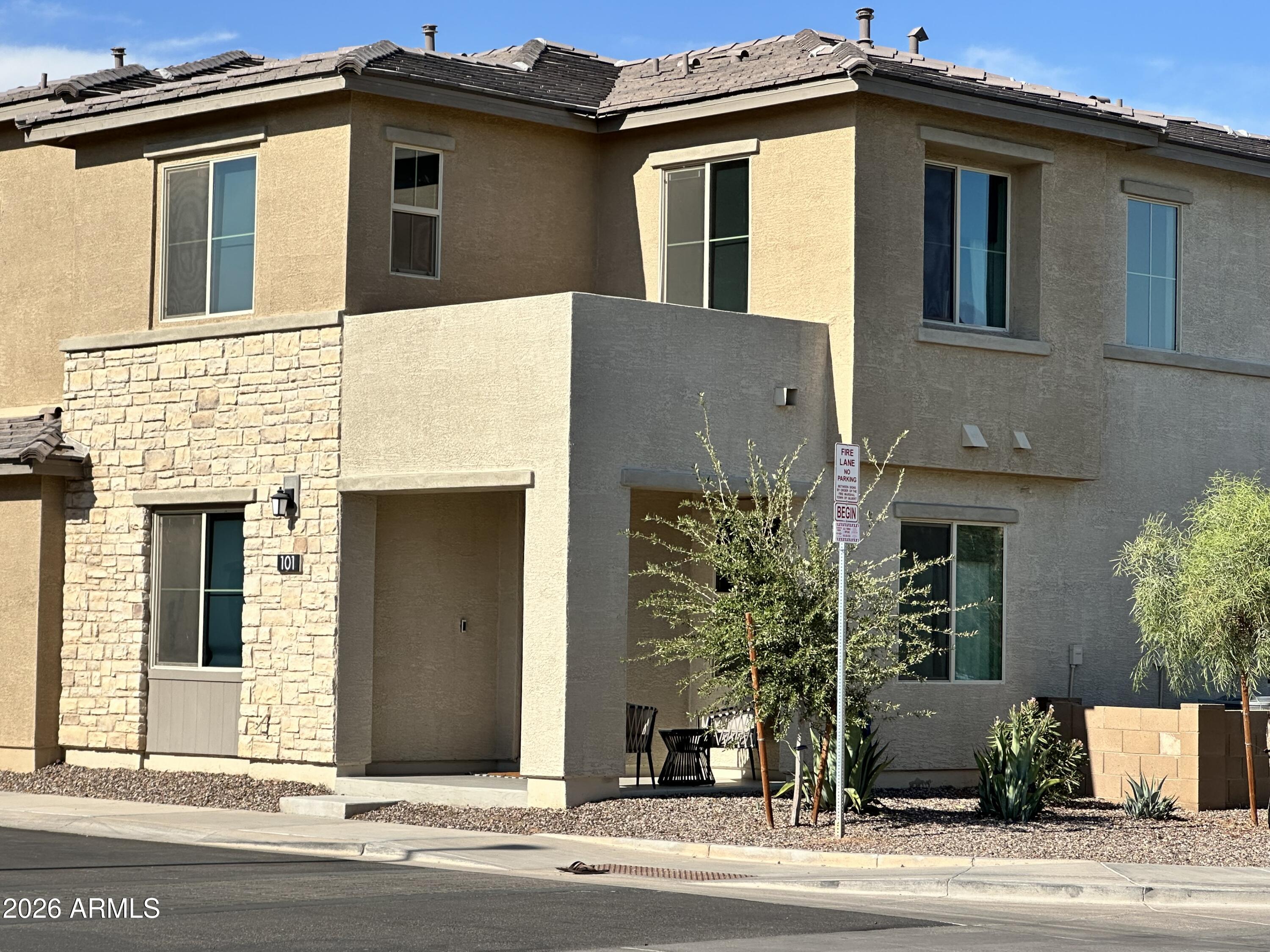 4601 S Renaissance Drive 101 — photo
