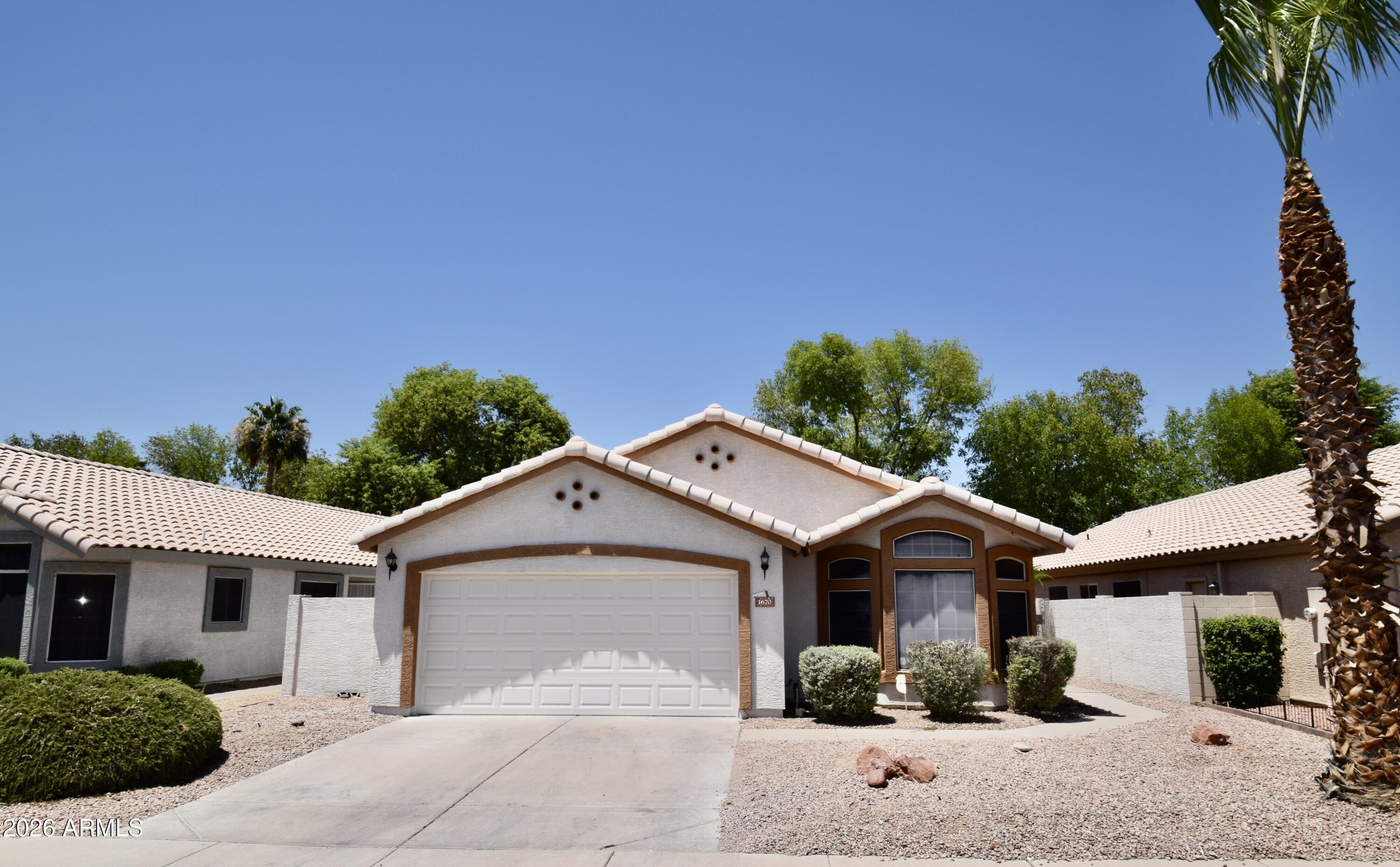 1670 W Gail Drive — photo