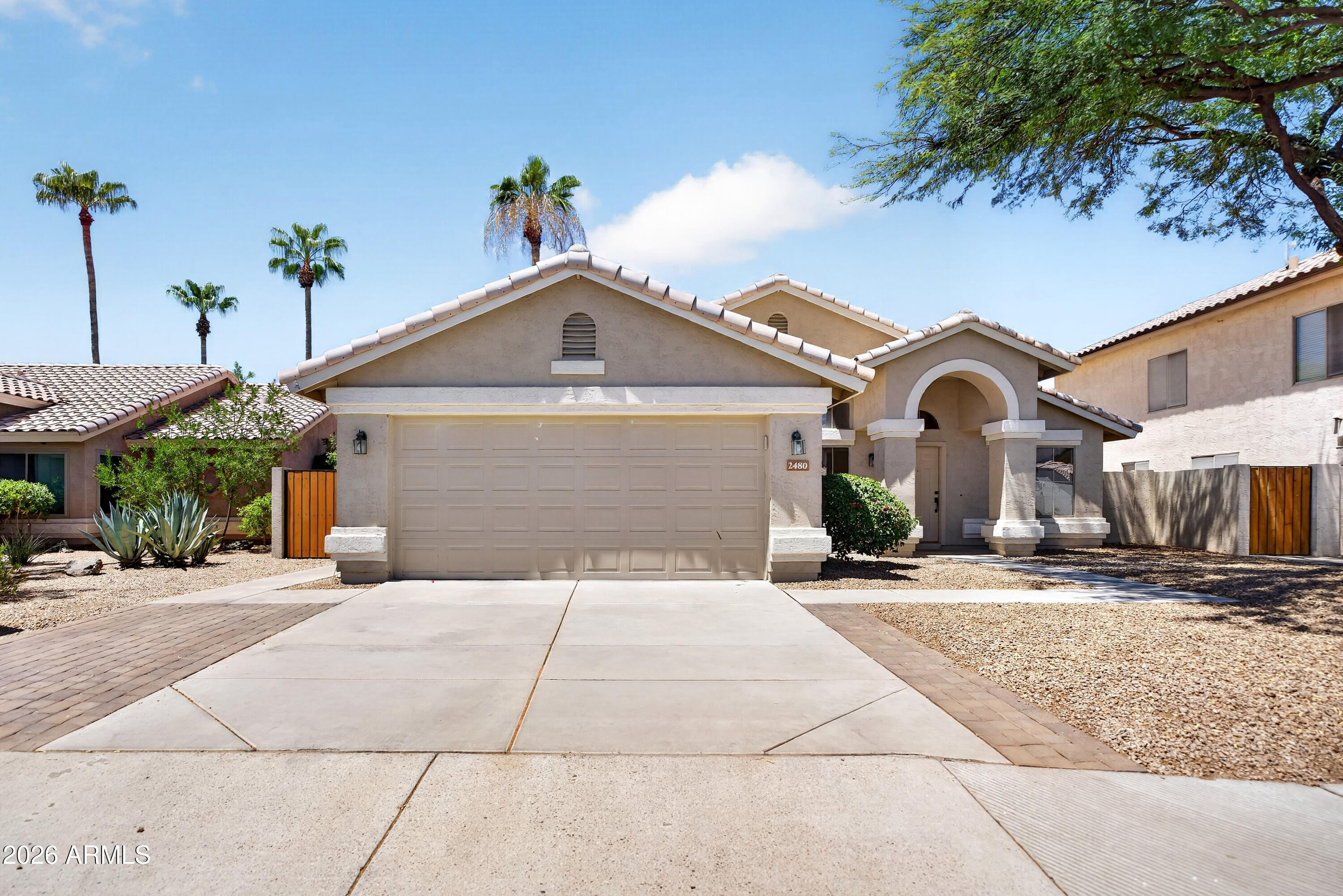 2480 S Walnut Drive — photo