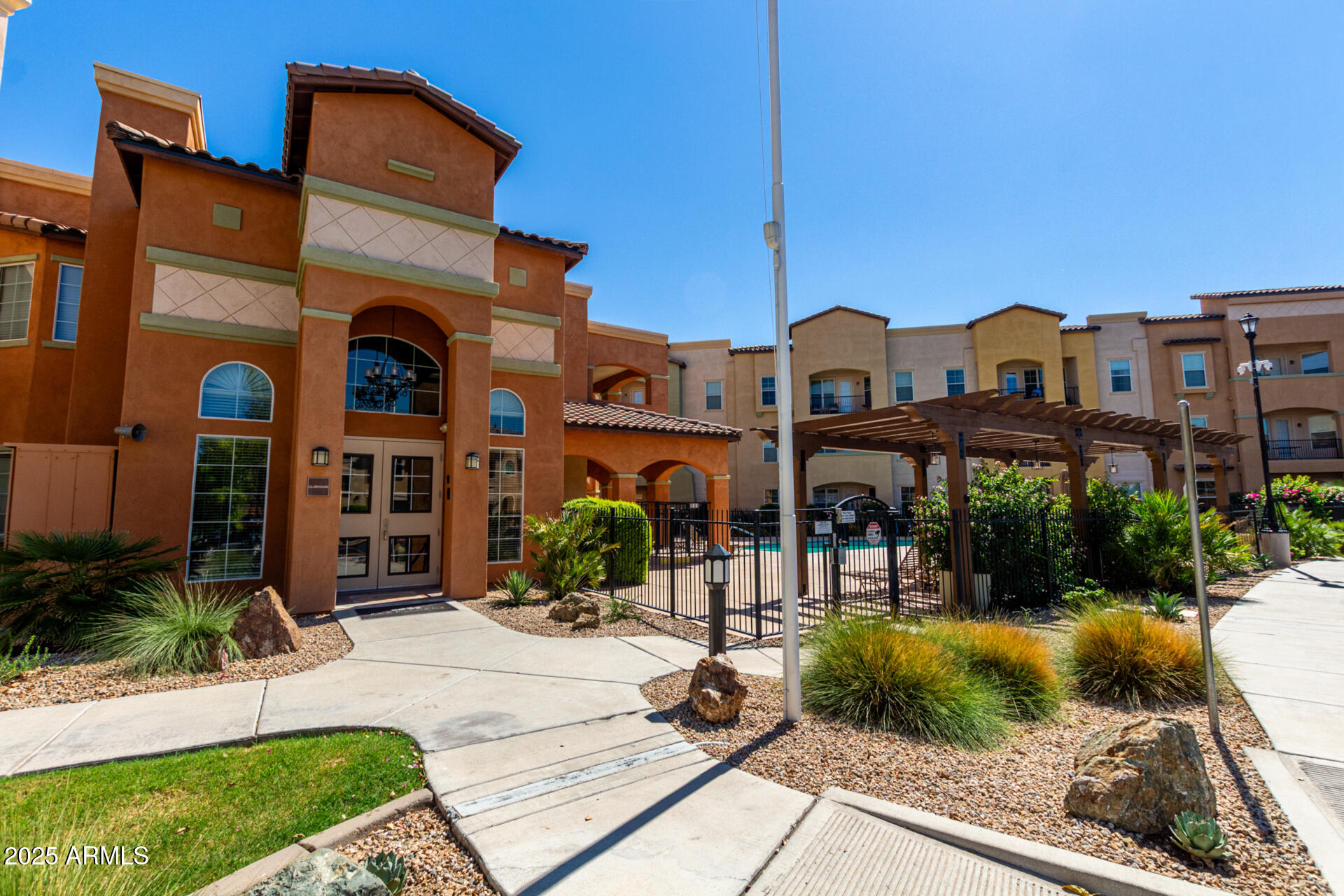 14575 W Mountain View Boulevard 12312 — photo
