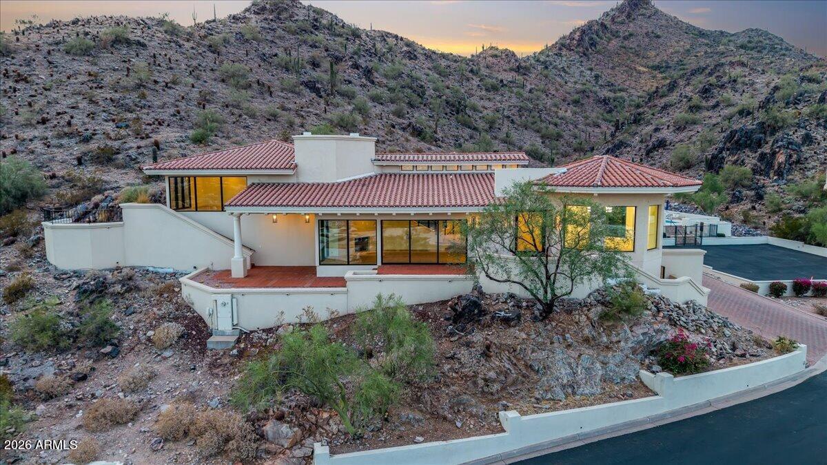 3800 E Lincoln Drive 55 — photo