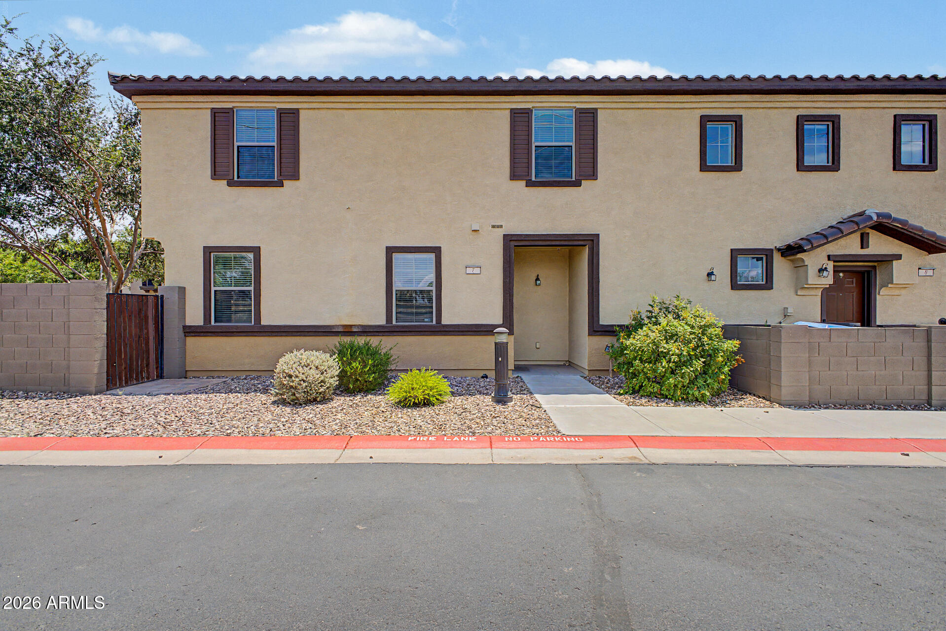 1250 S Rialto 7 — photo