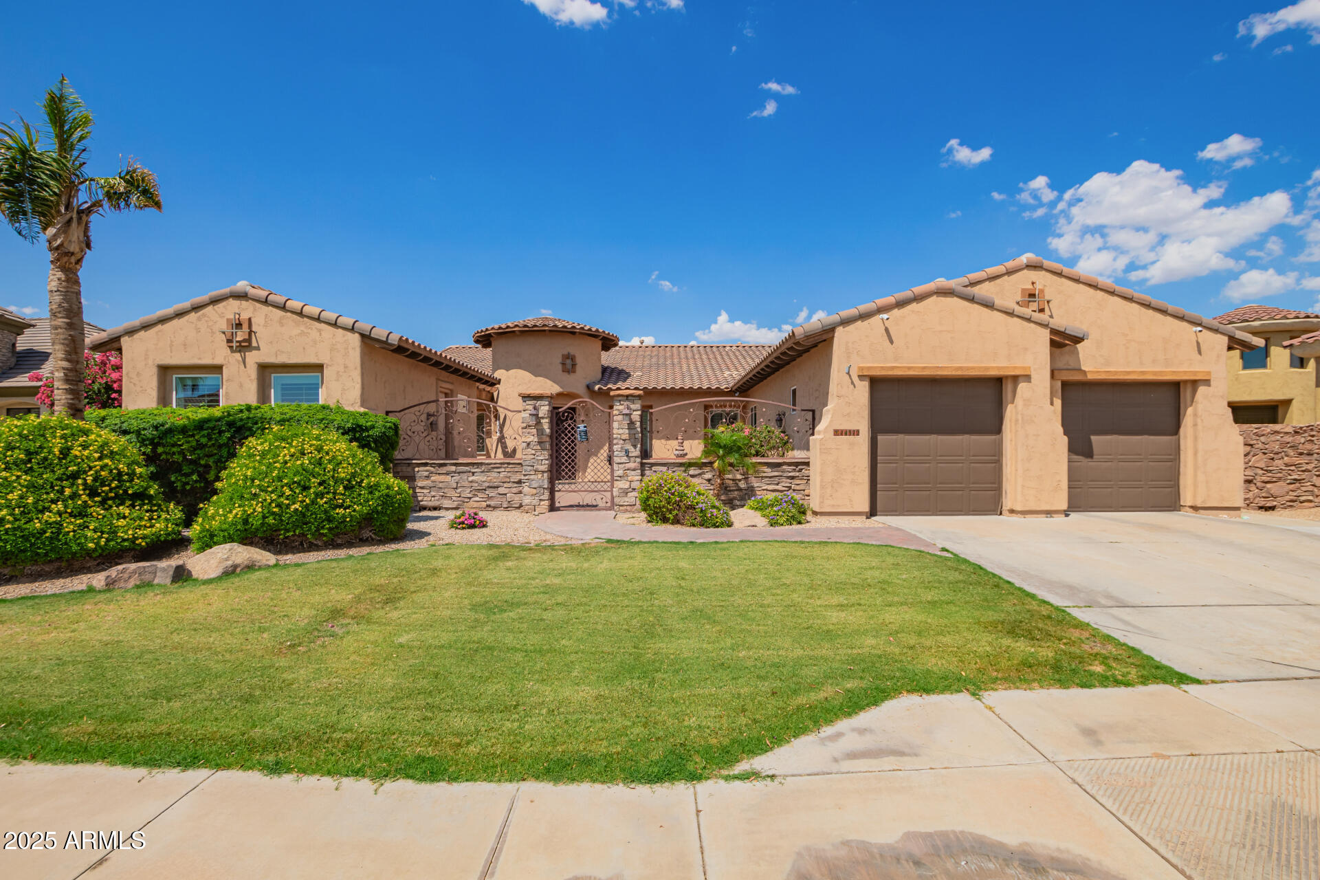 14372 W Cypress Street — photo
