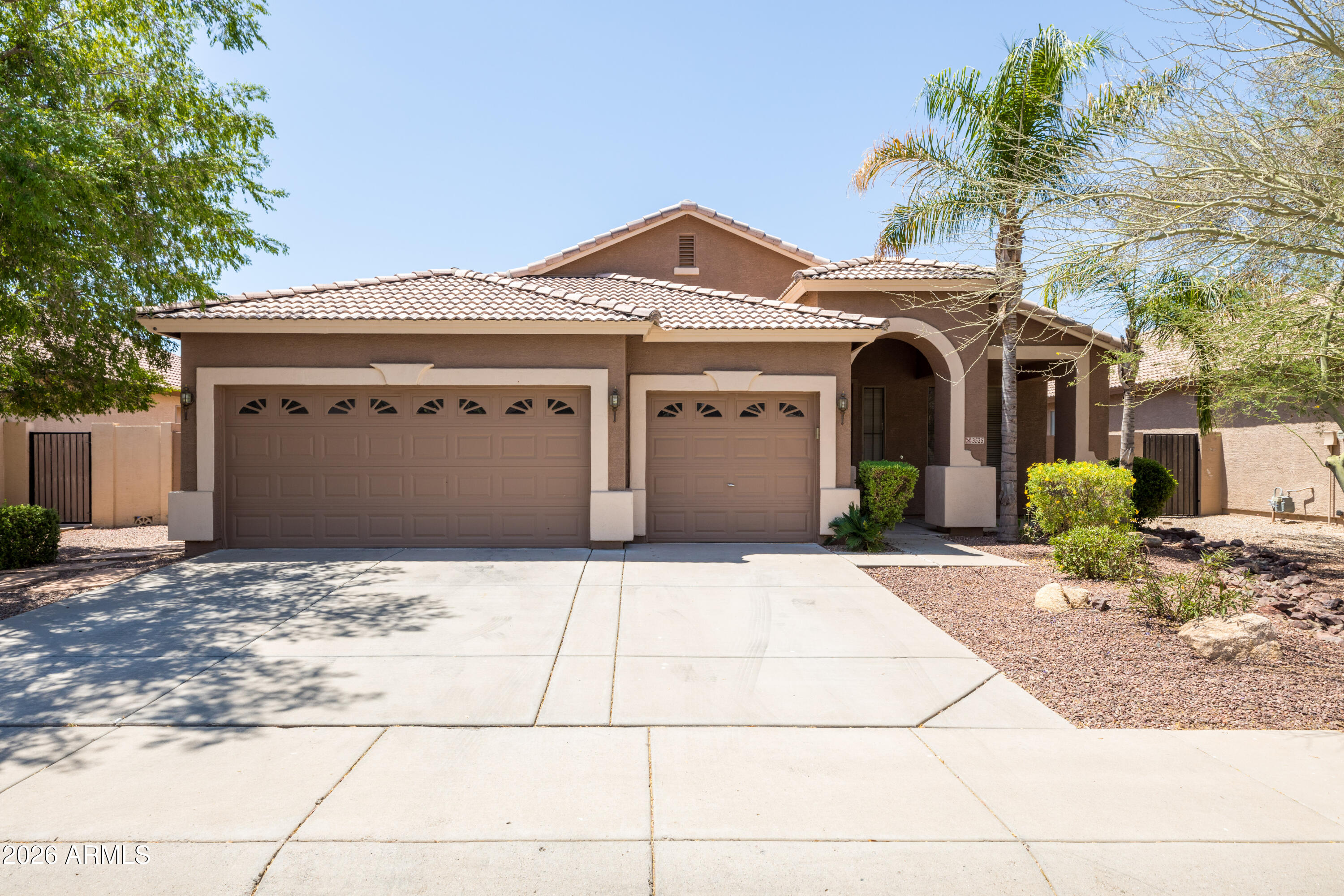 3525 W Quail Track Drive — photo