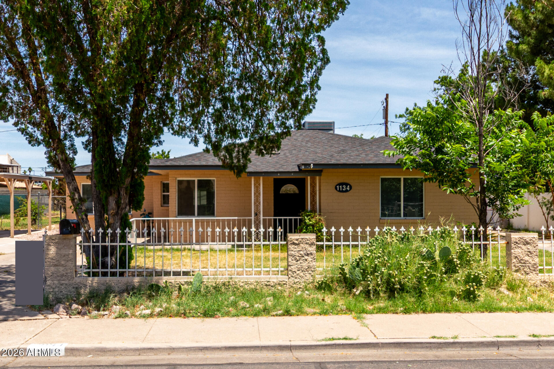 1134 W 2nd Street — photo