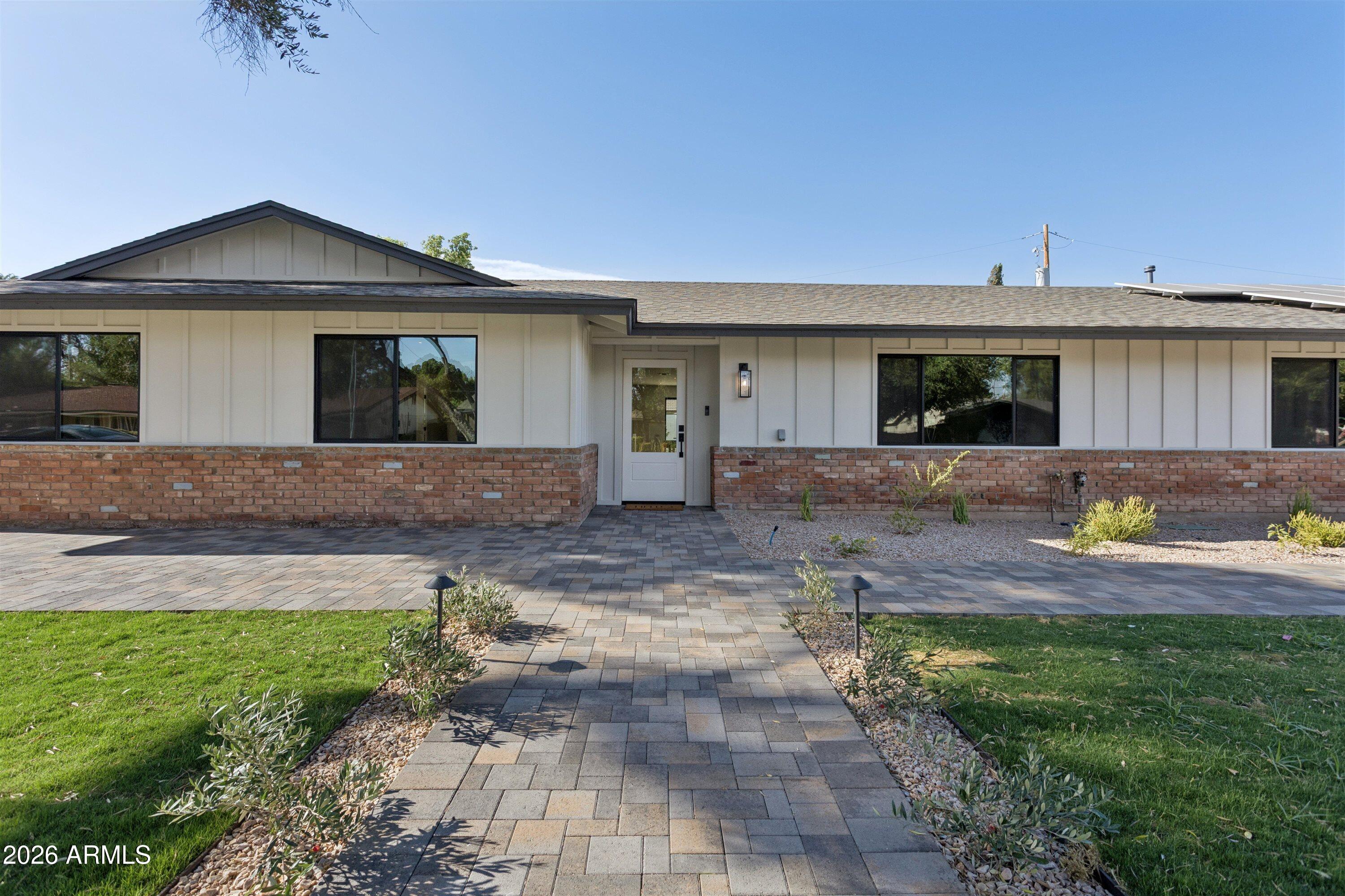 144 E Winter Drive, Phoenix, AZ 85020 — photo 2