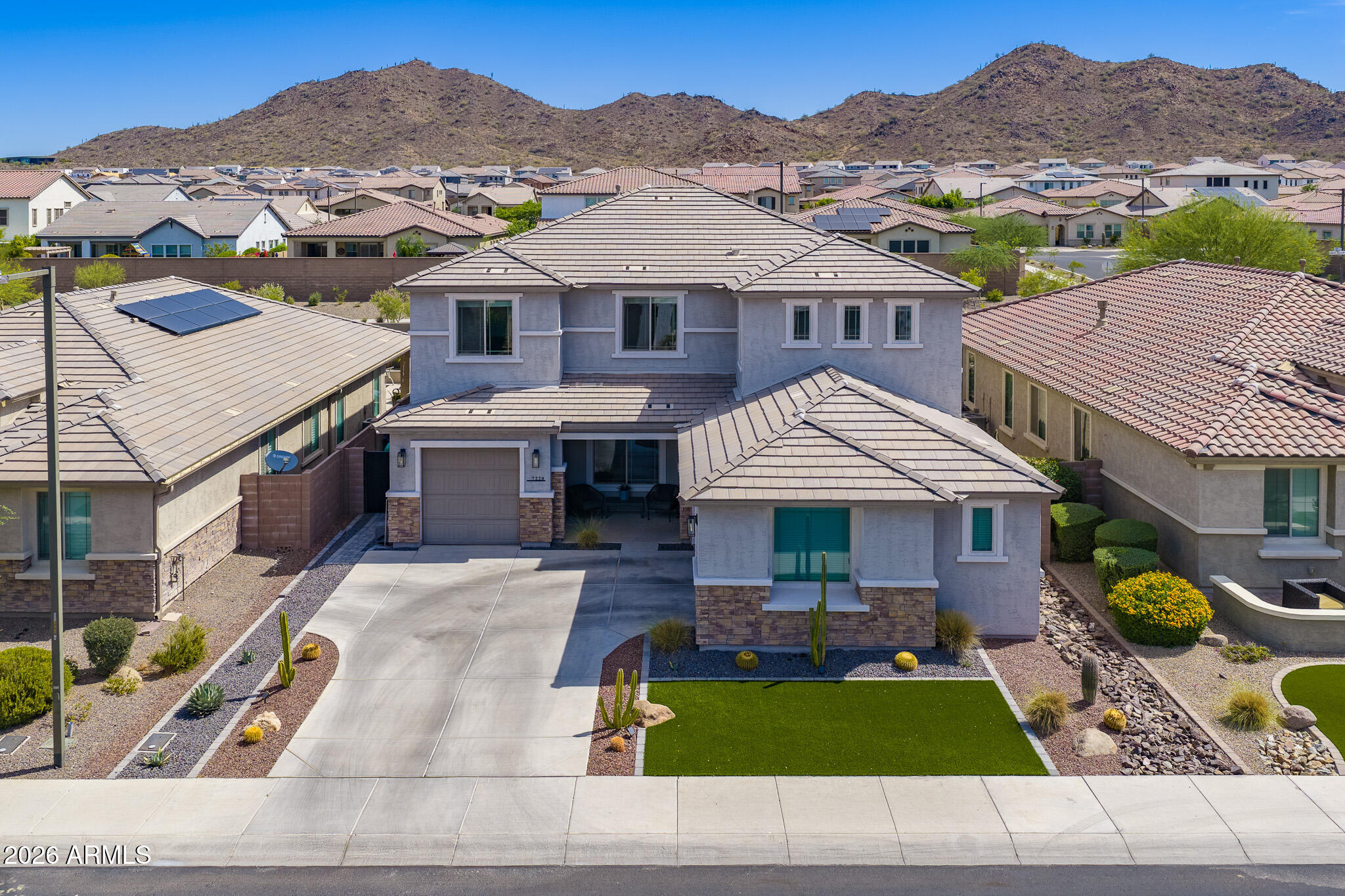 7228 W Quail Track Drive — photo