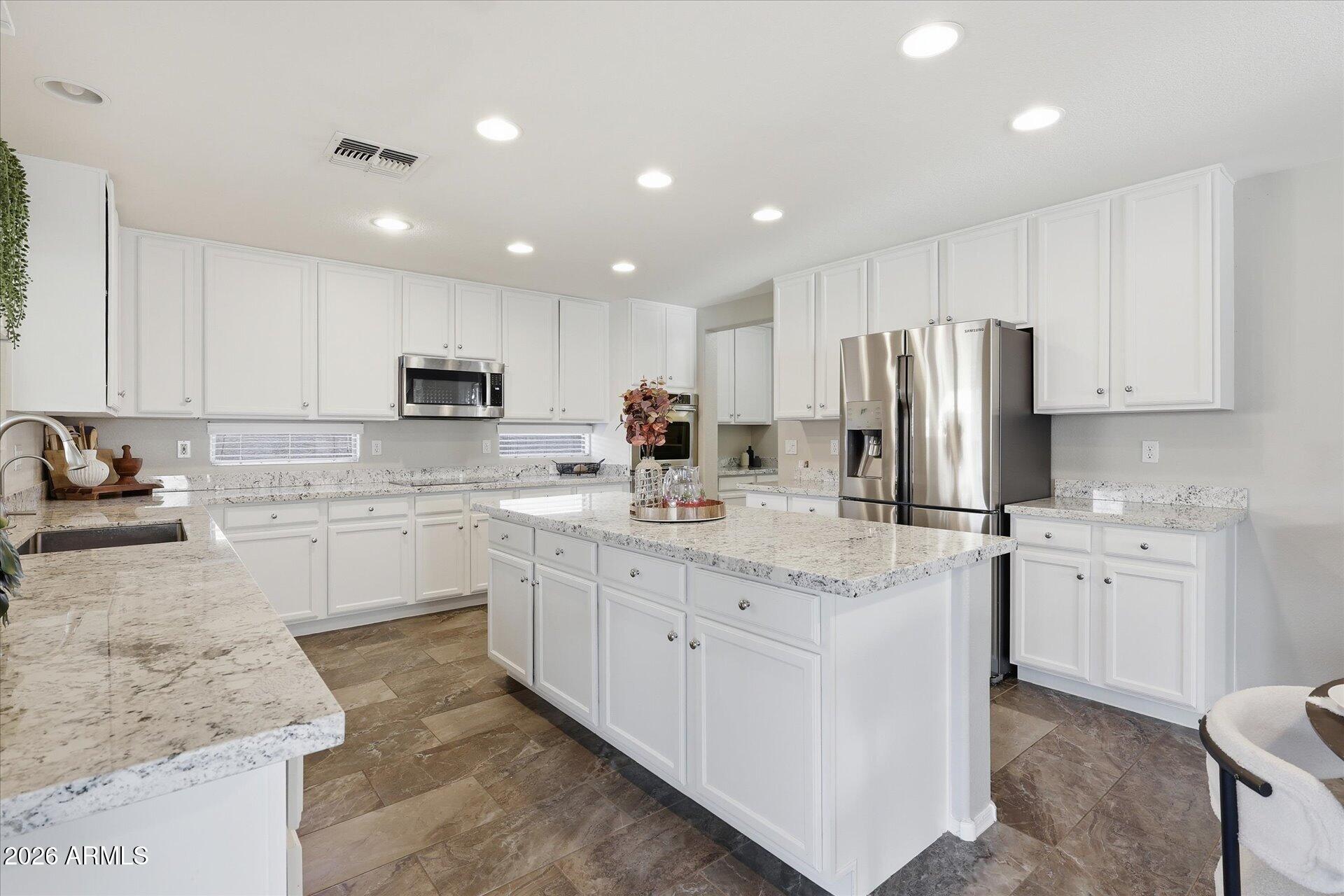 4122 E Palm Beach Drive — photo