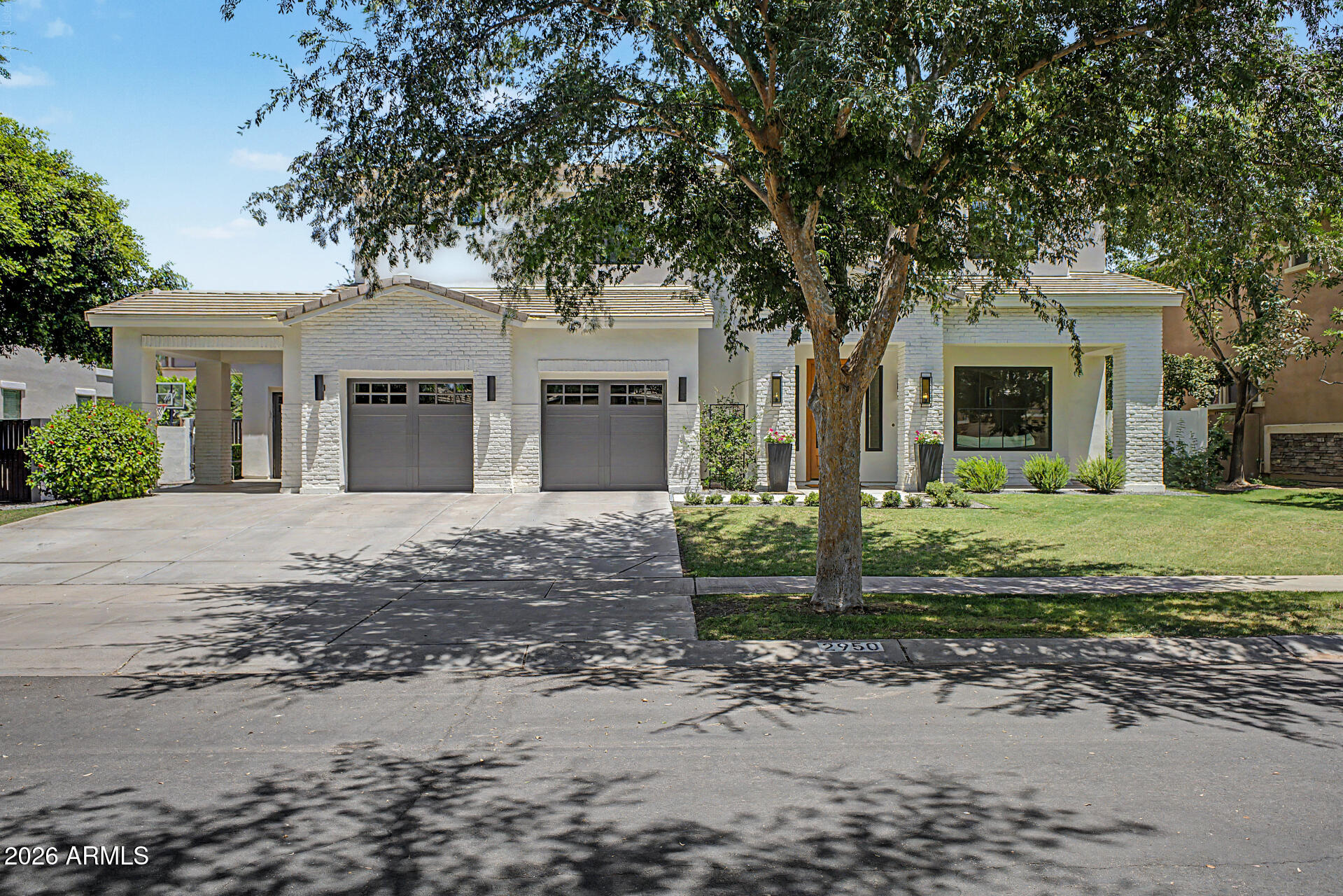 2950 E Comstock Drive — photo