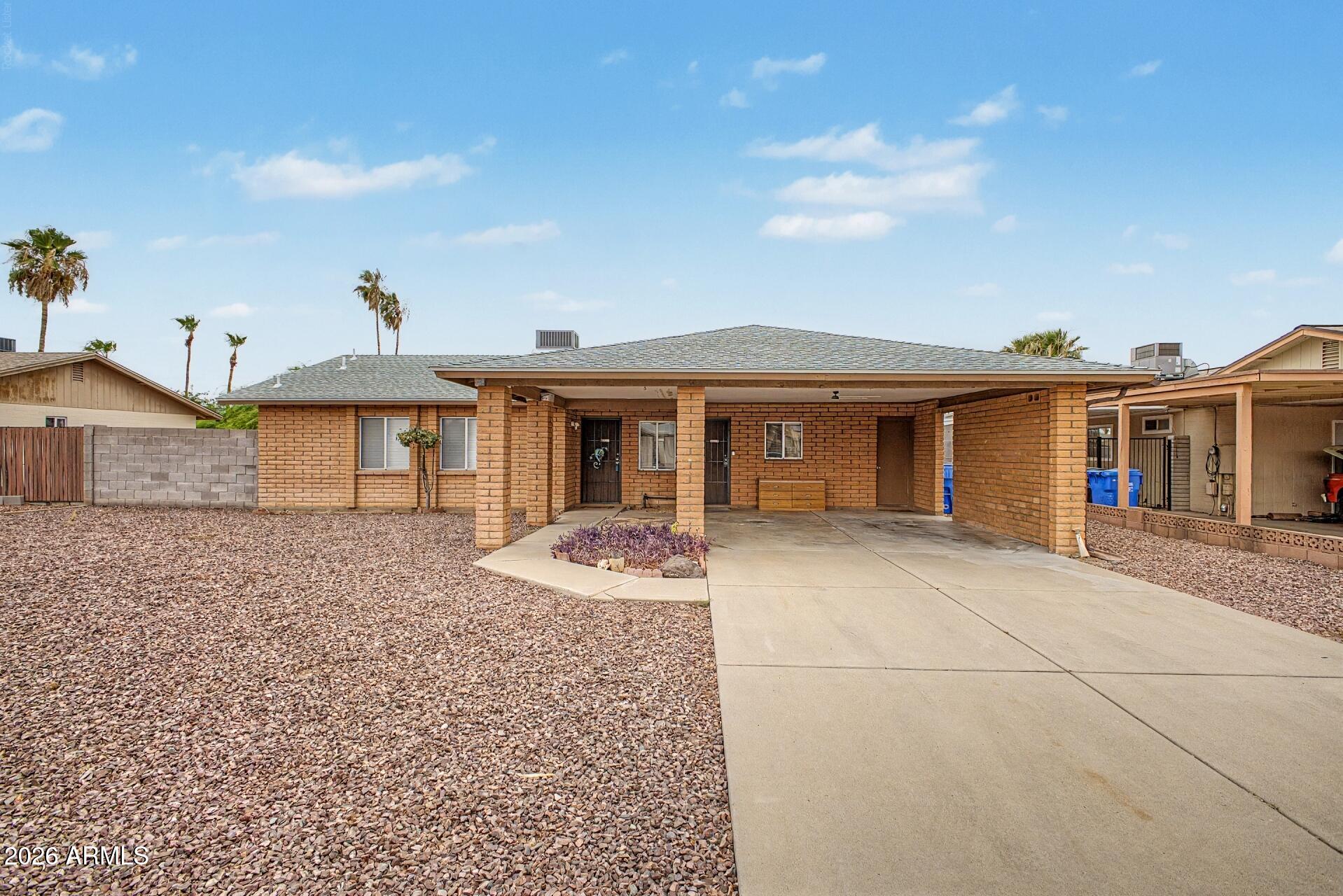 921 W Villa Theresa Drive — photo