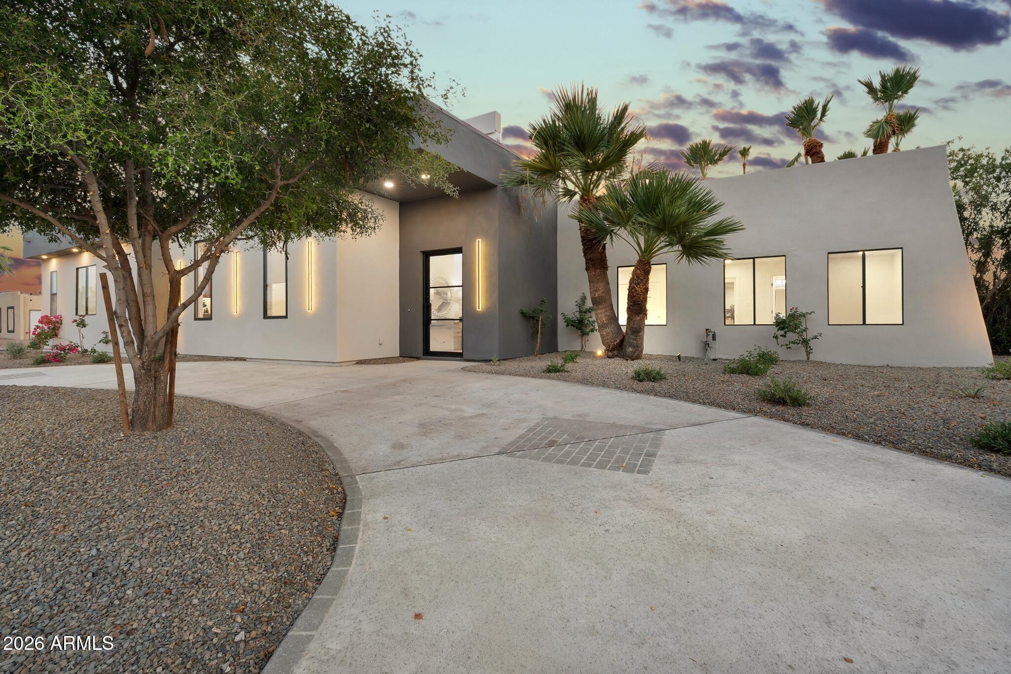 6547 E Thunderbird Road — photo