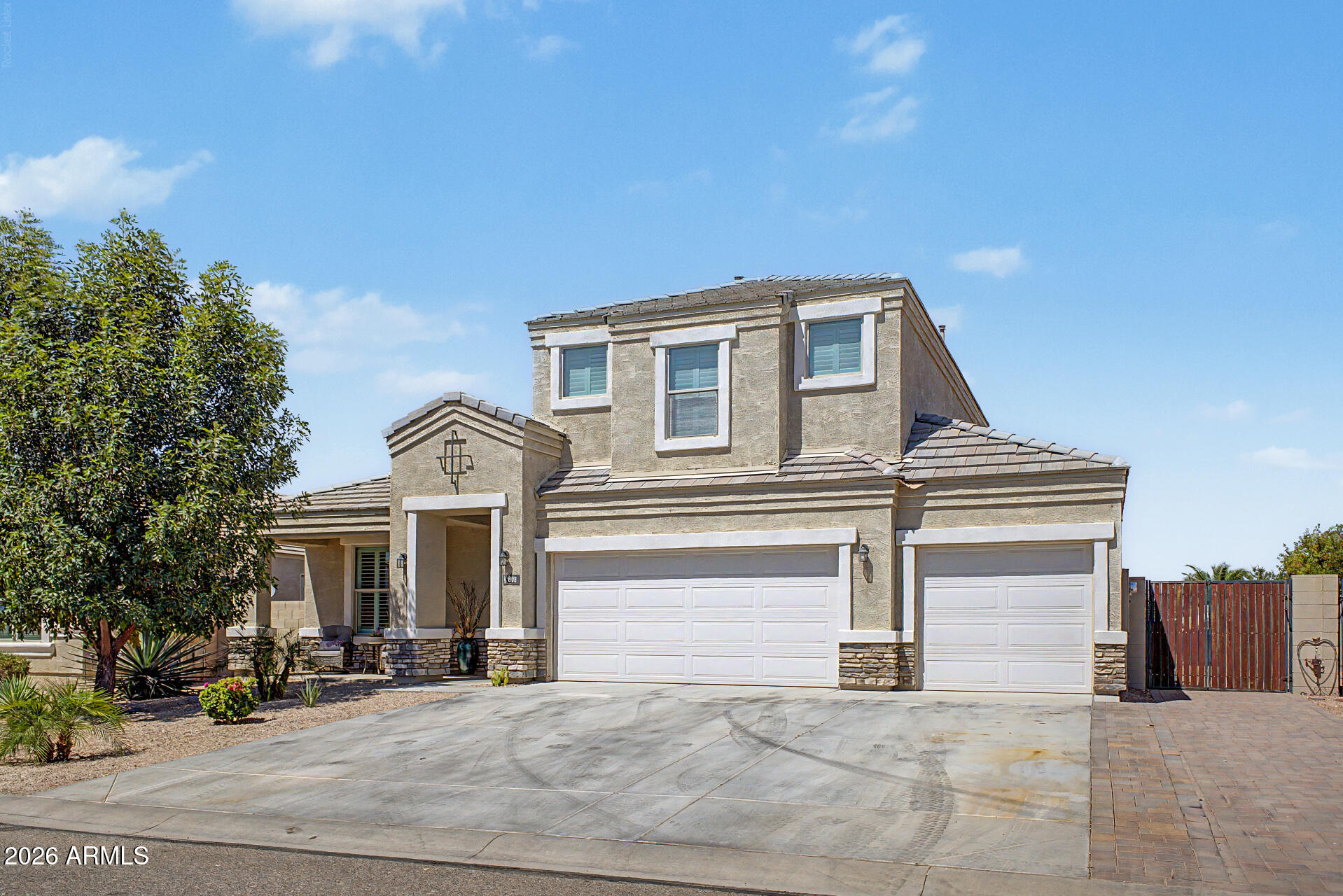 808 W Brangus Way — photo