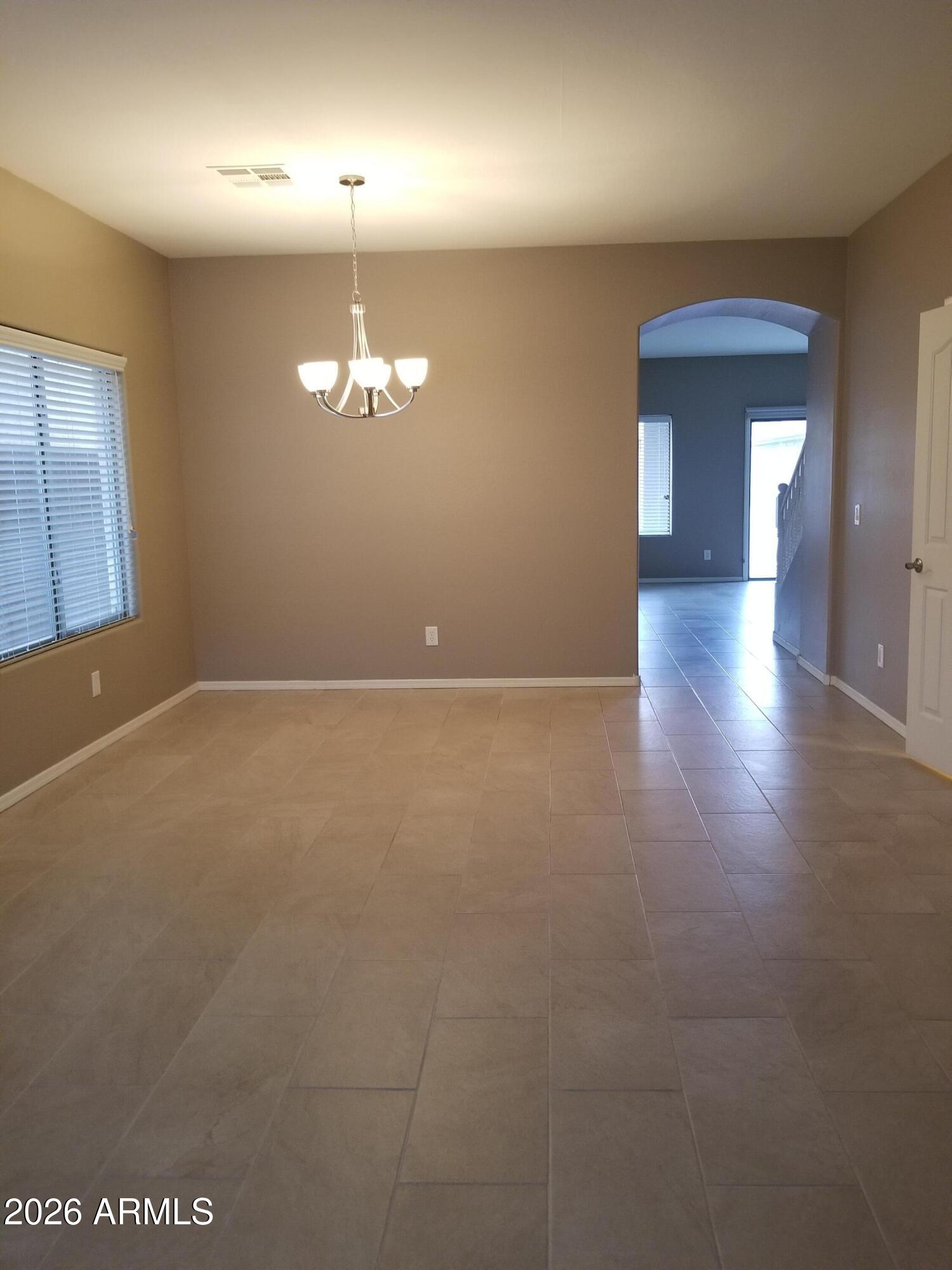 36554 W Alhambra Street — photo