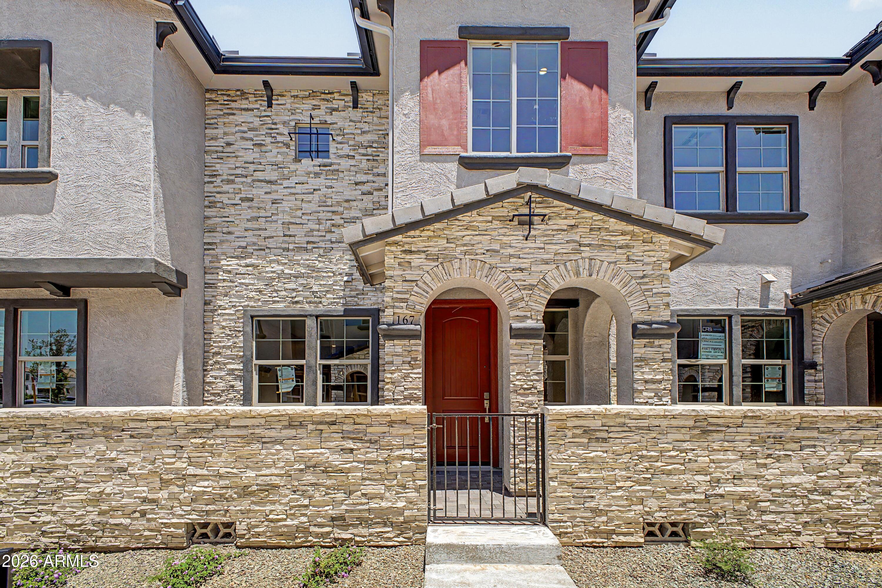 13975 W Luke 167 Parkway — photo